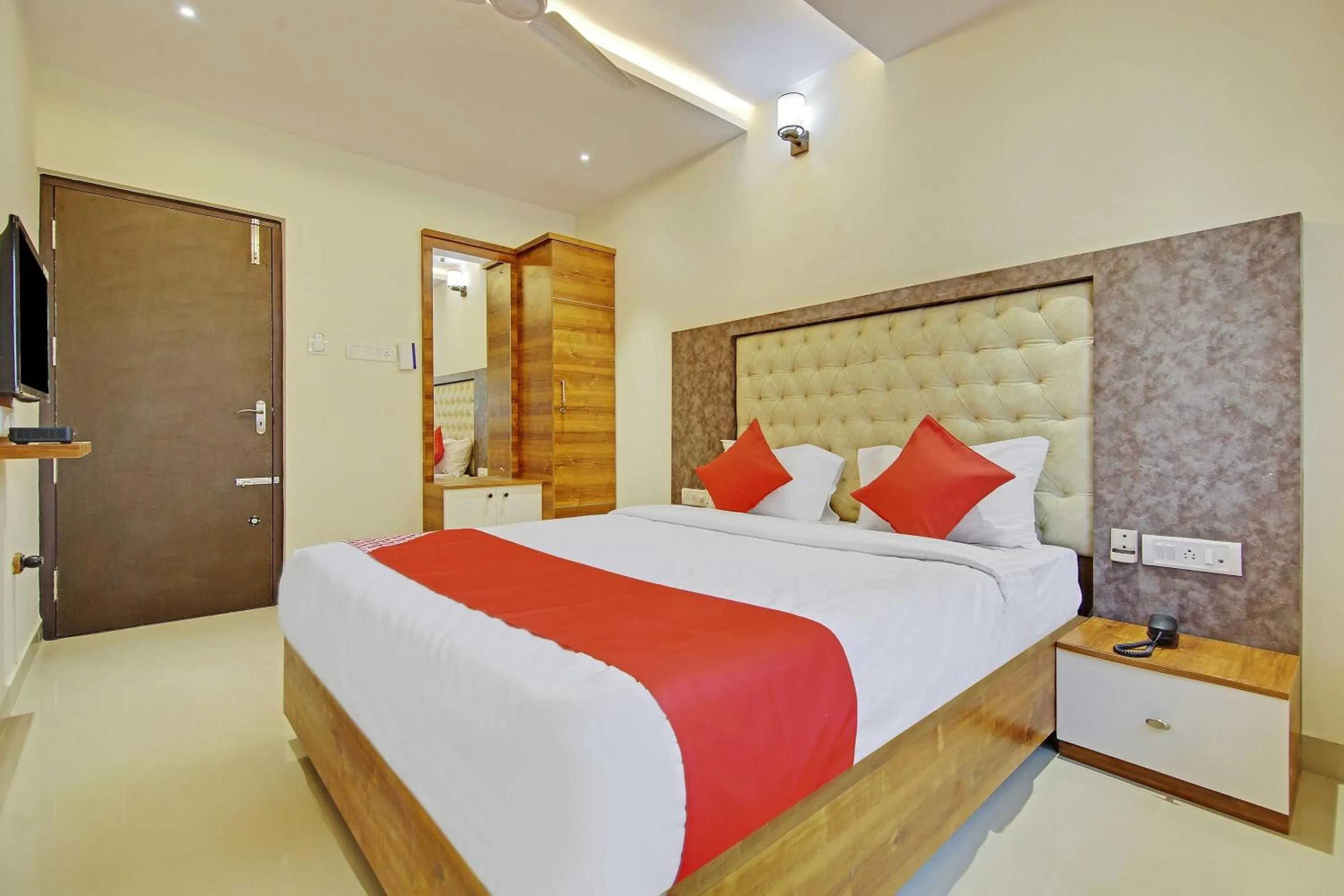 Bathroom in Super Collection O Withinn Hotel