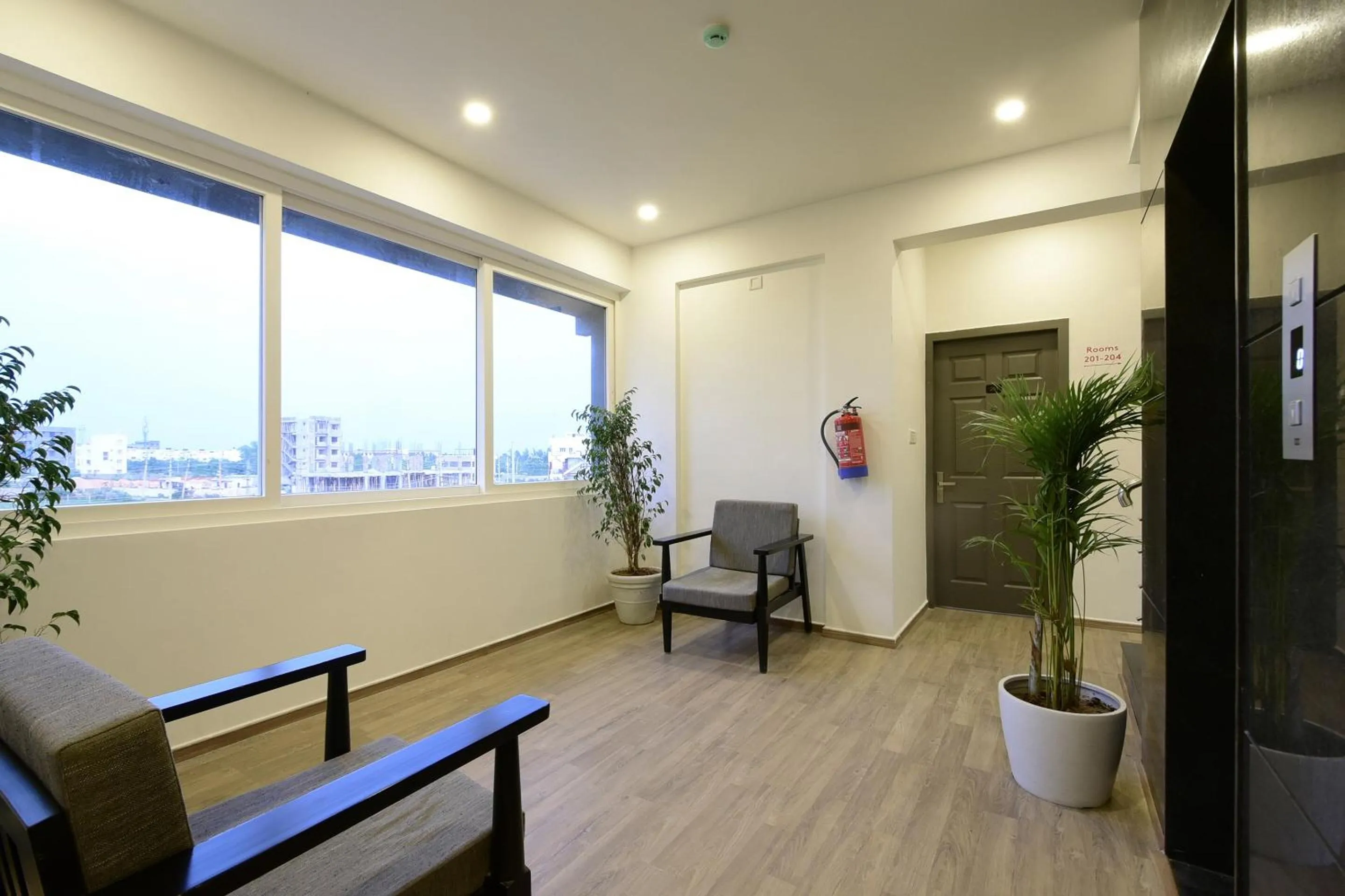 Lobby or reception in Townhouse Airport Road