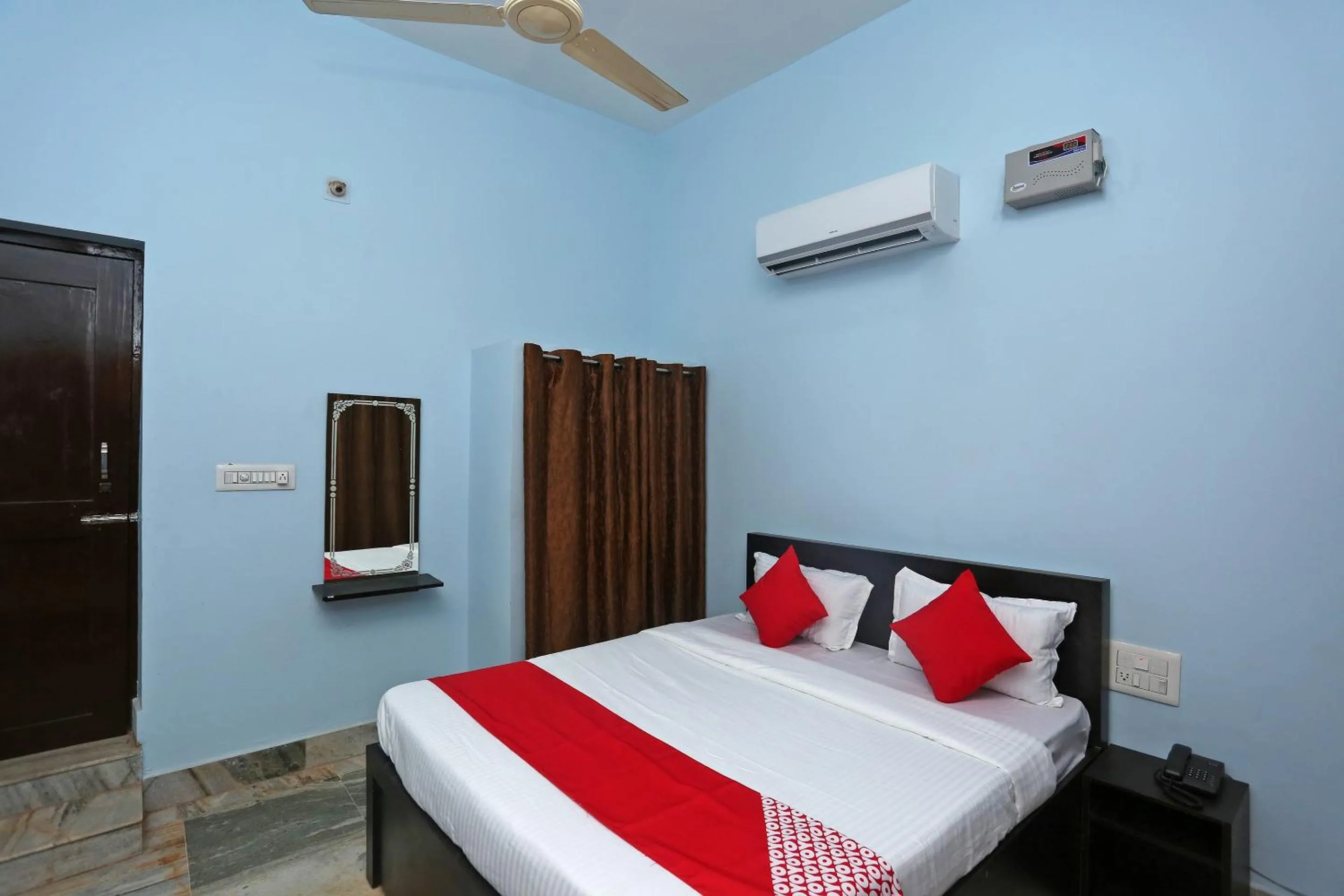 Hotel O The Ambience