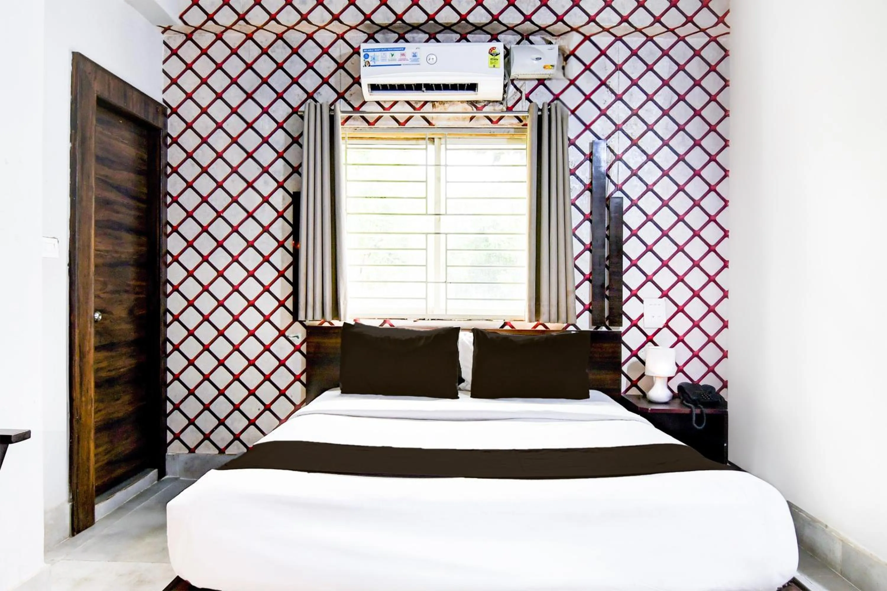 Bedroom, Bed in Super Townhouse Chandrasekharpur