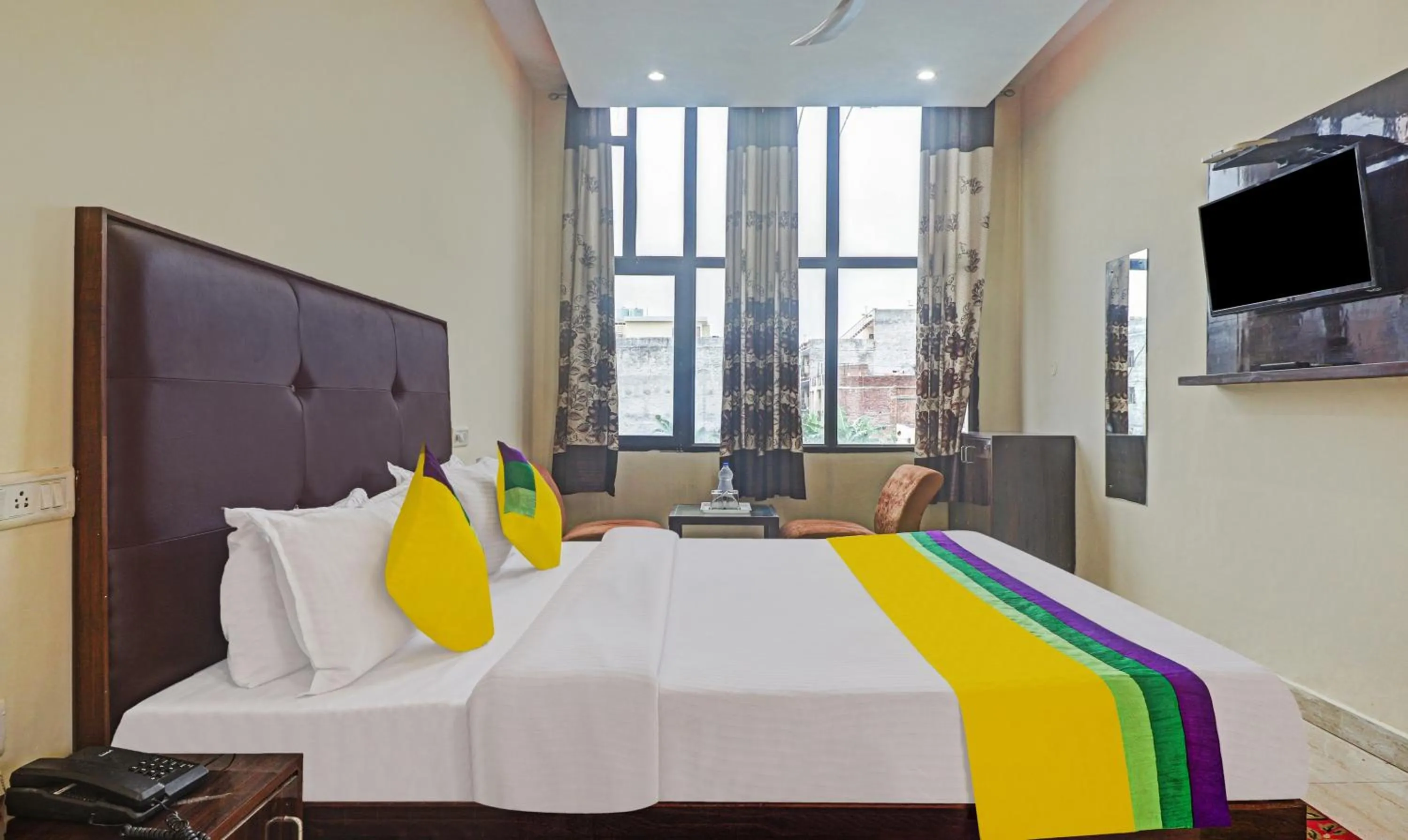 Bedroom, Bed in Hotel Albie Stay Inn