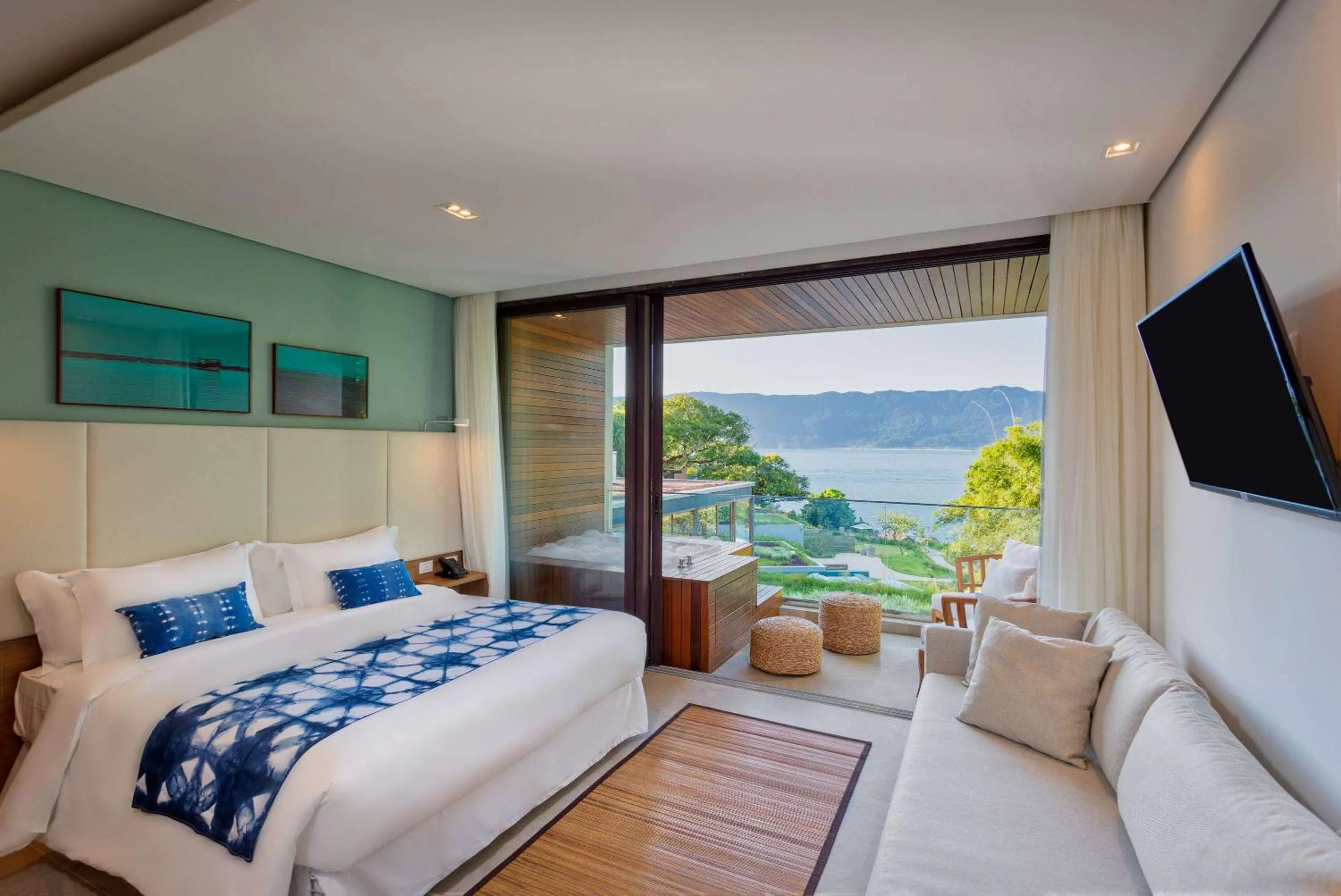 Photo of the whole room, Bed in Casa Di Sirena Ilhabela