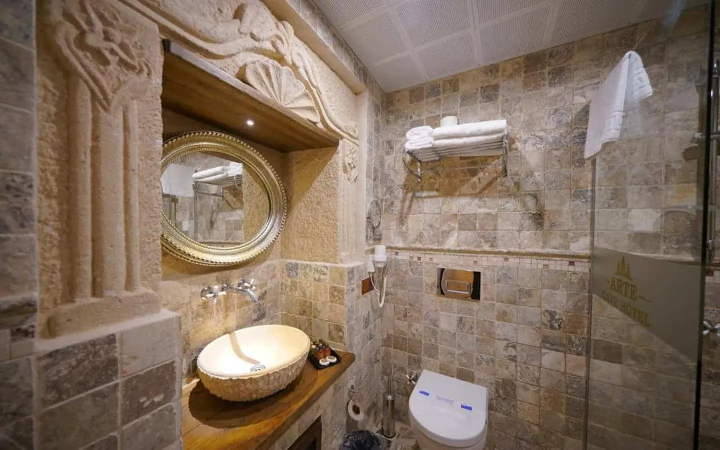 Bathroom in Arte Cave Hotel