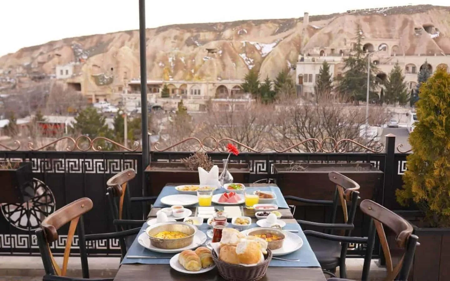 Breakfast in Arte Cave Hotel