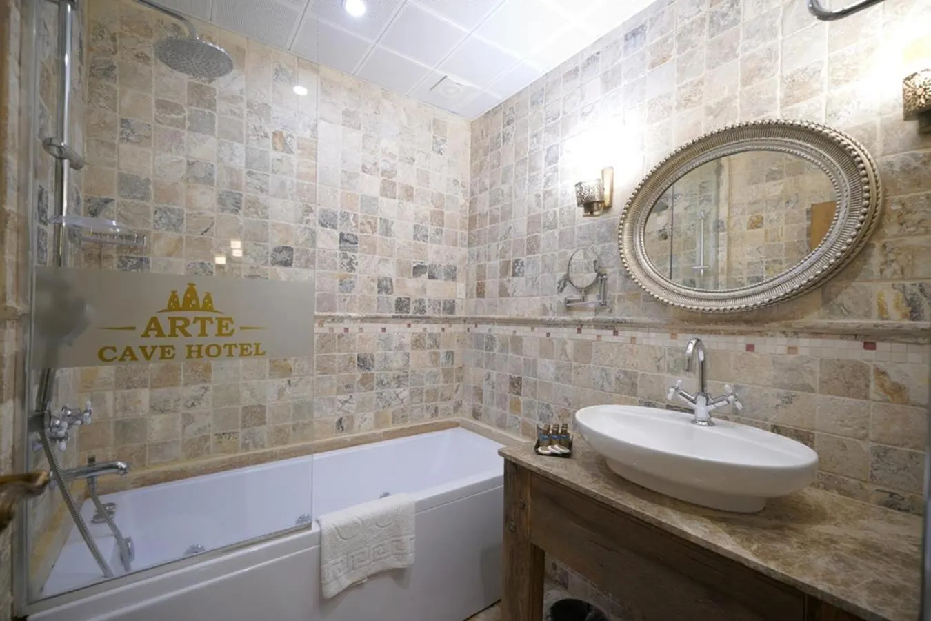 Bathroom in Arte Cave Hotel