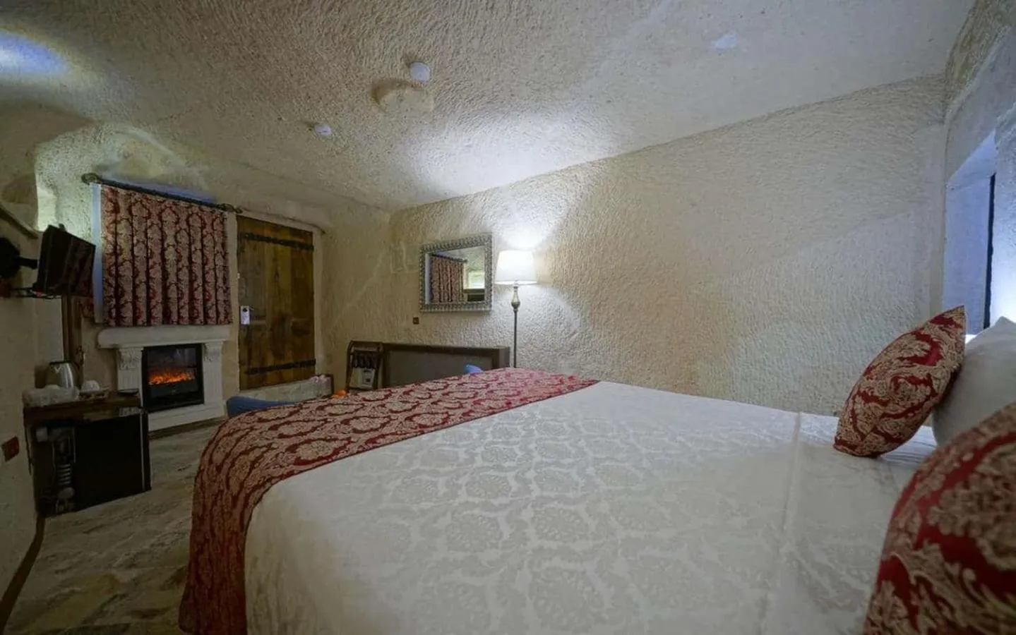 Bed in Arte Cave Hotel