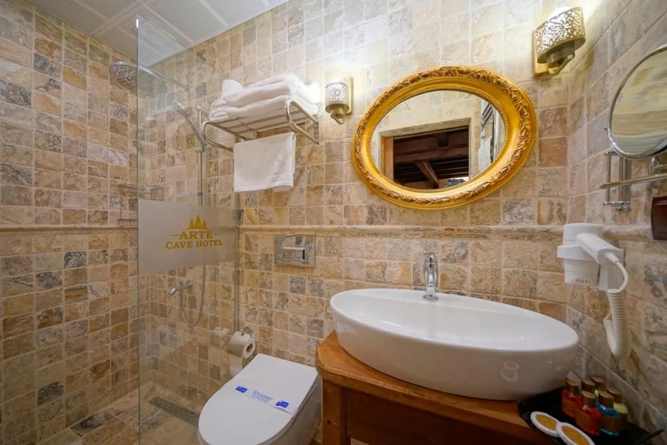 Bathroom in Arte Cave Hotel