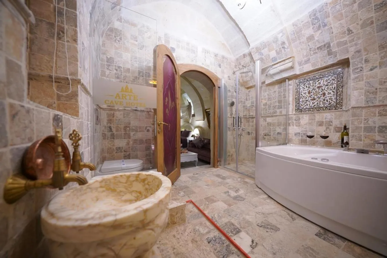 Bathroom in Arte Cave Hotel