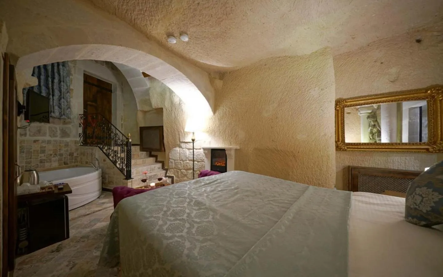 Bed in Arte Cave Hotel