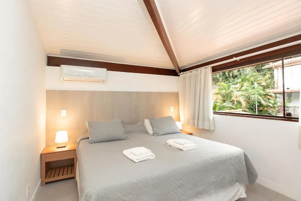 Bed in Angra Boutique Hotel