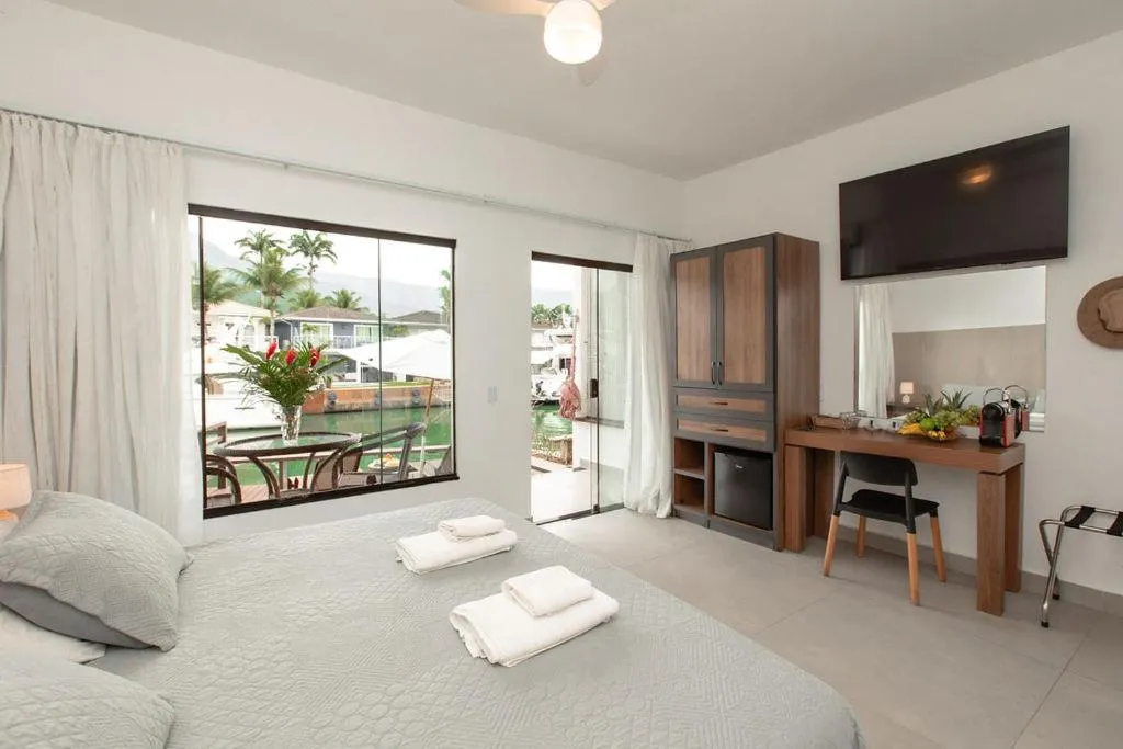 Bed in Angra Boutique Hotel