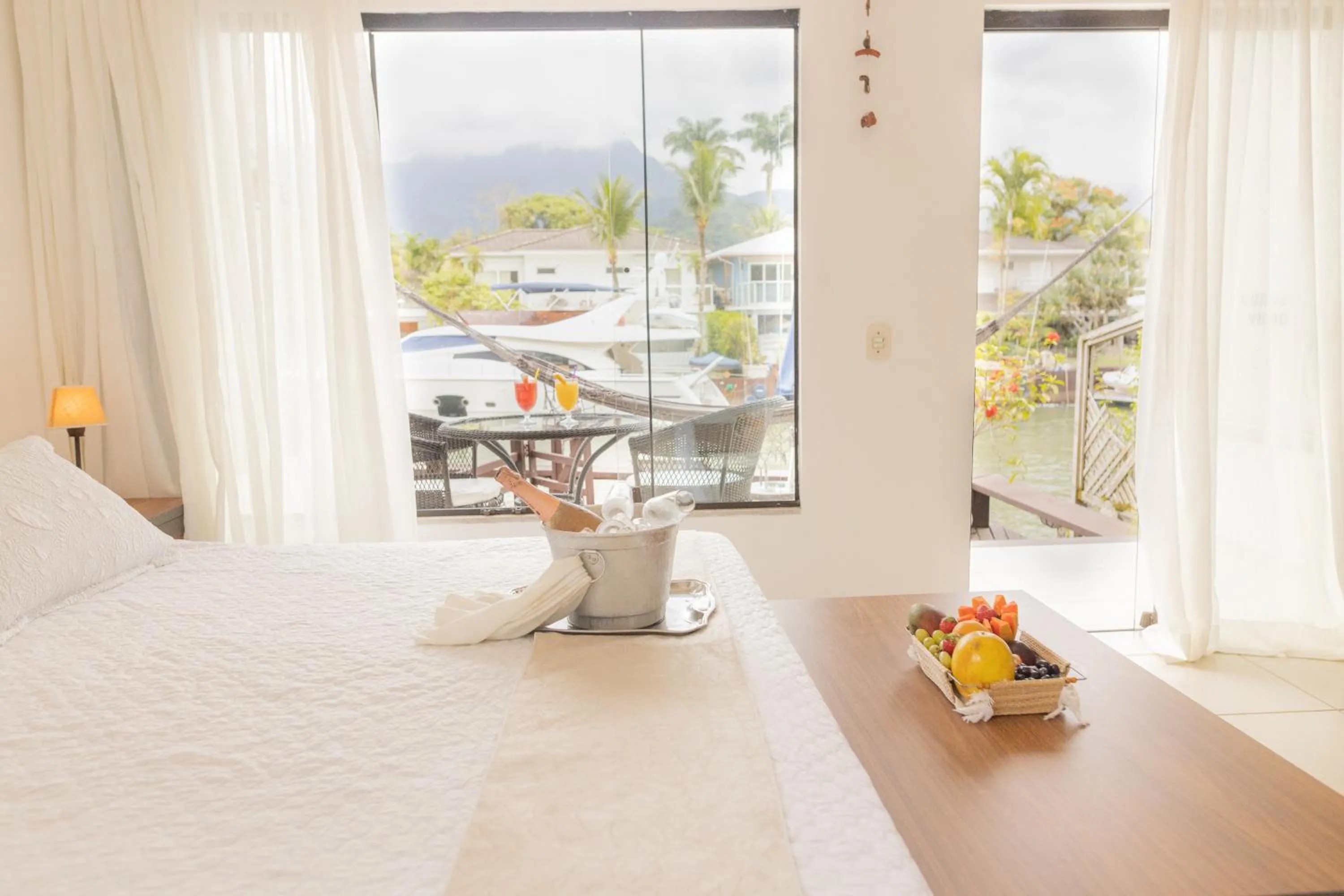 Bed in Angra Boutique Hotel