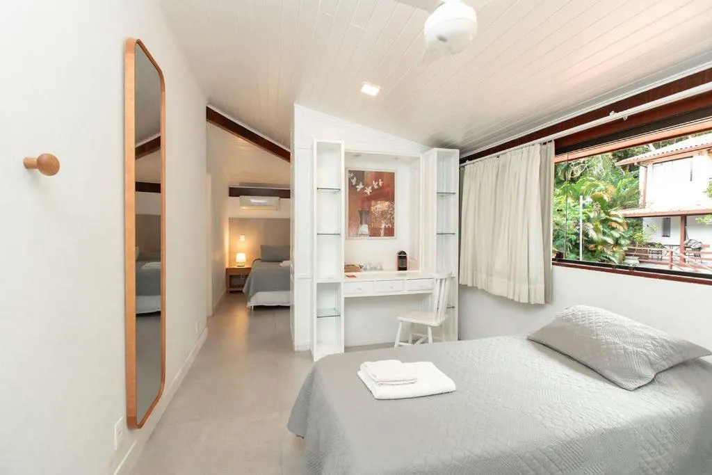 Bed in Angra Boutique Hotel