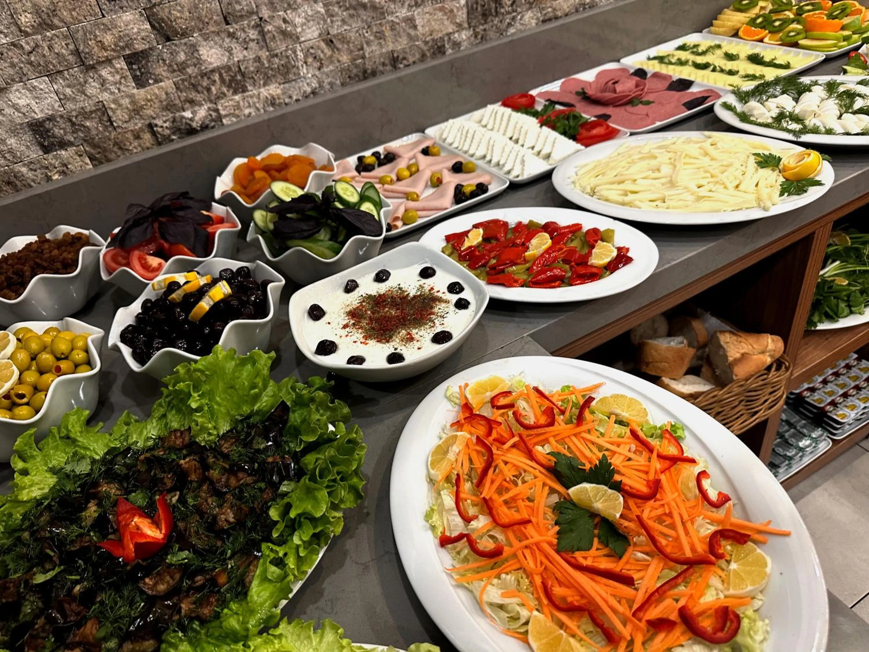 Food and drinks in Avrasya Port Hotel