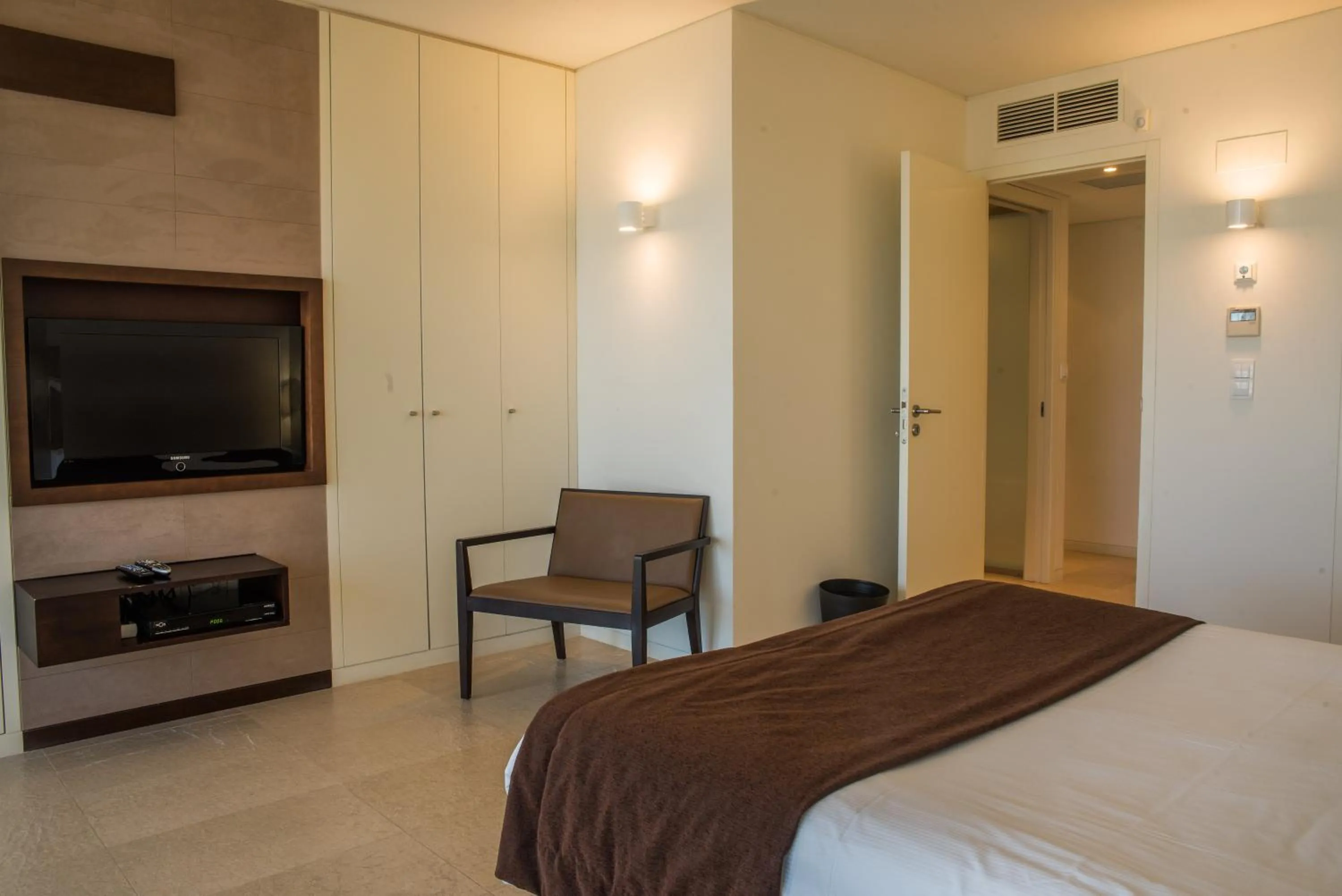 Bed in Troia Residence by The Editory - Apartamentos Praia