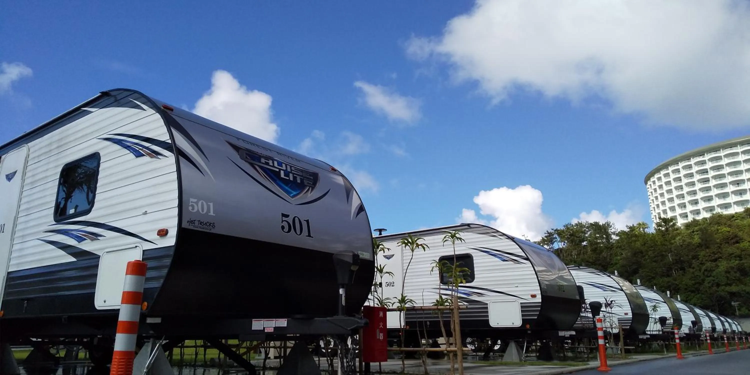 Property building in Beach Resort Hotel Kalakaua