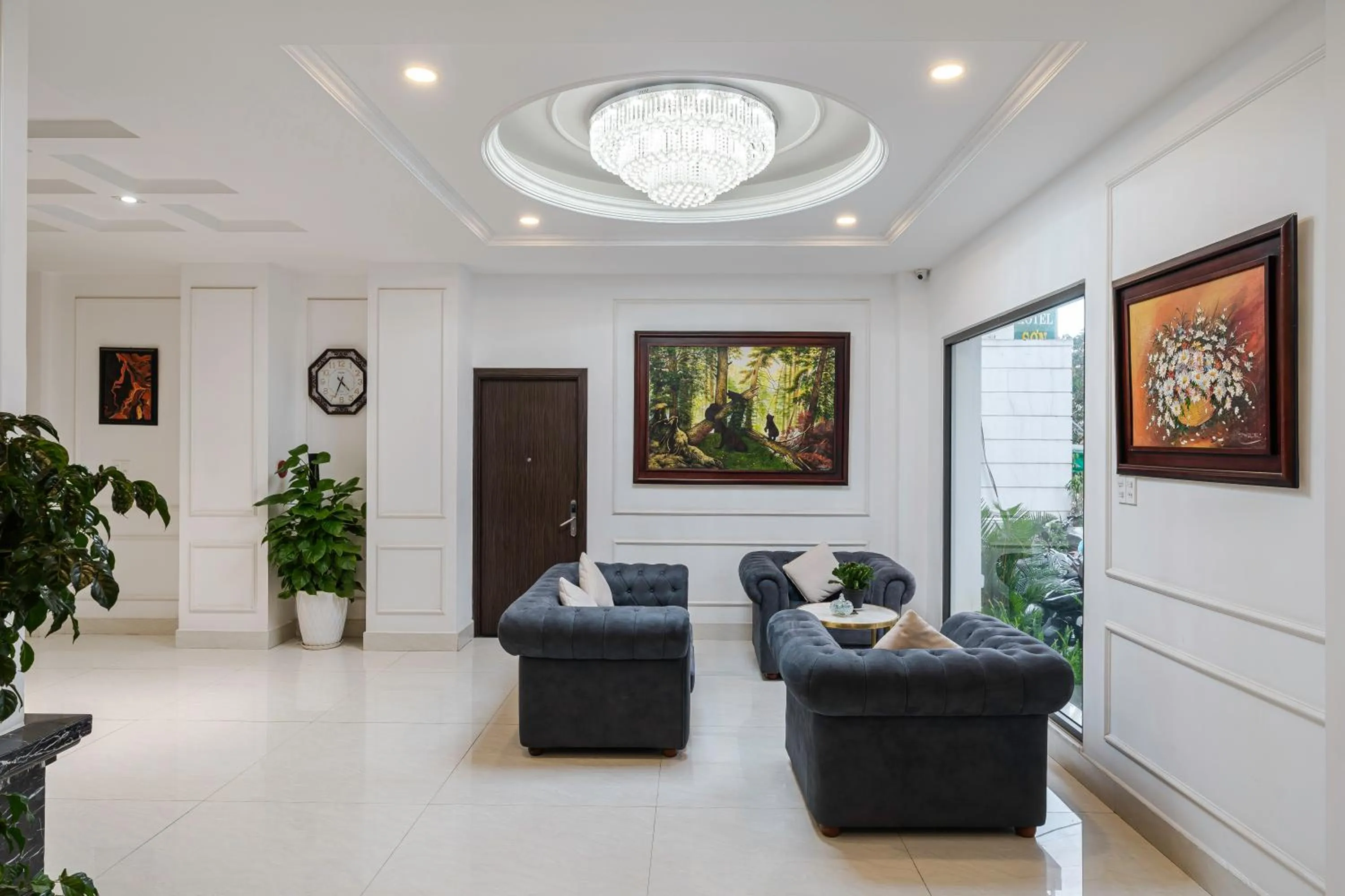 TTR Moonstone Apart Hotel