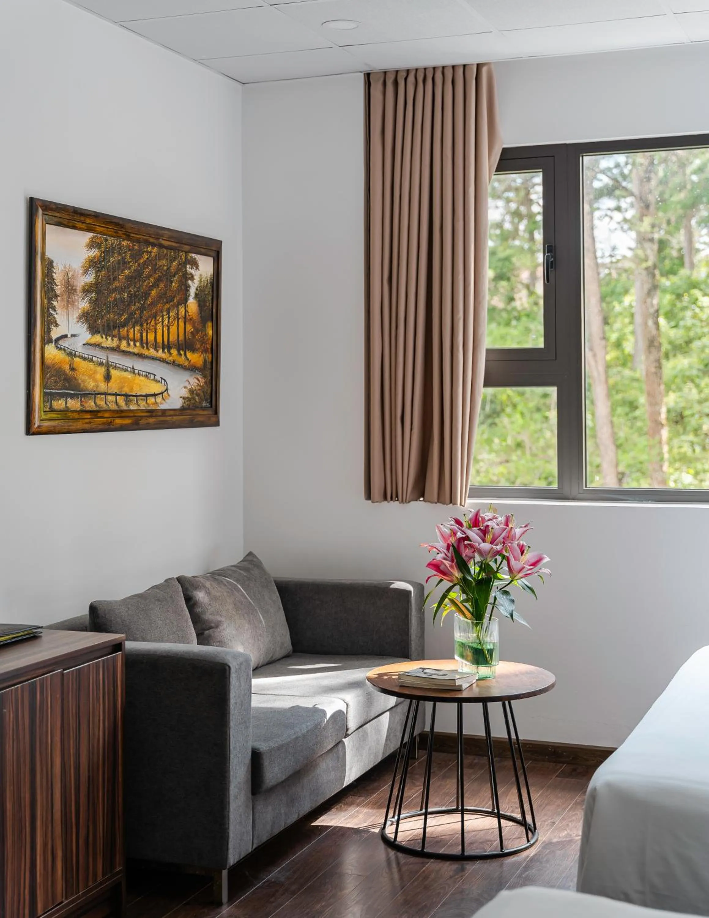 Bed in TTR Moonstone Apart Hotel