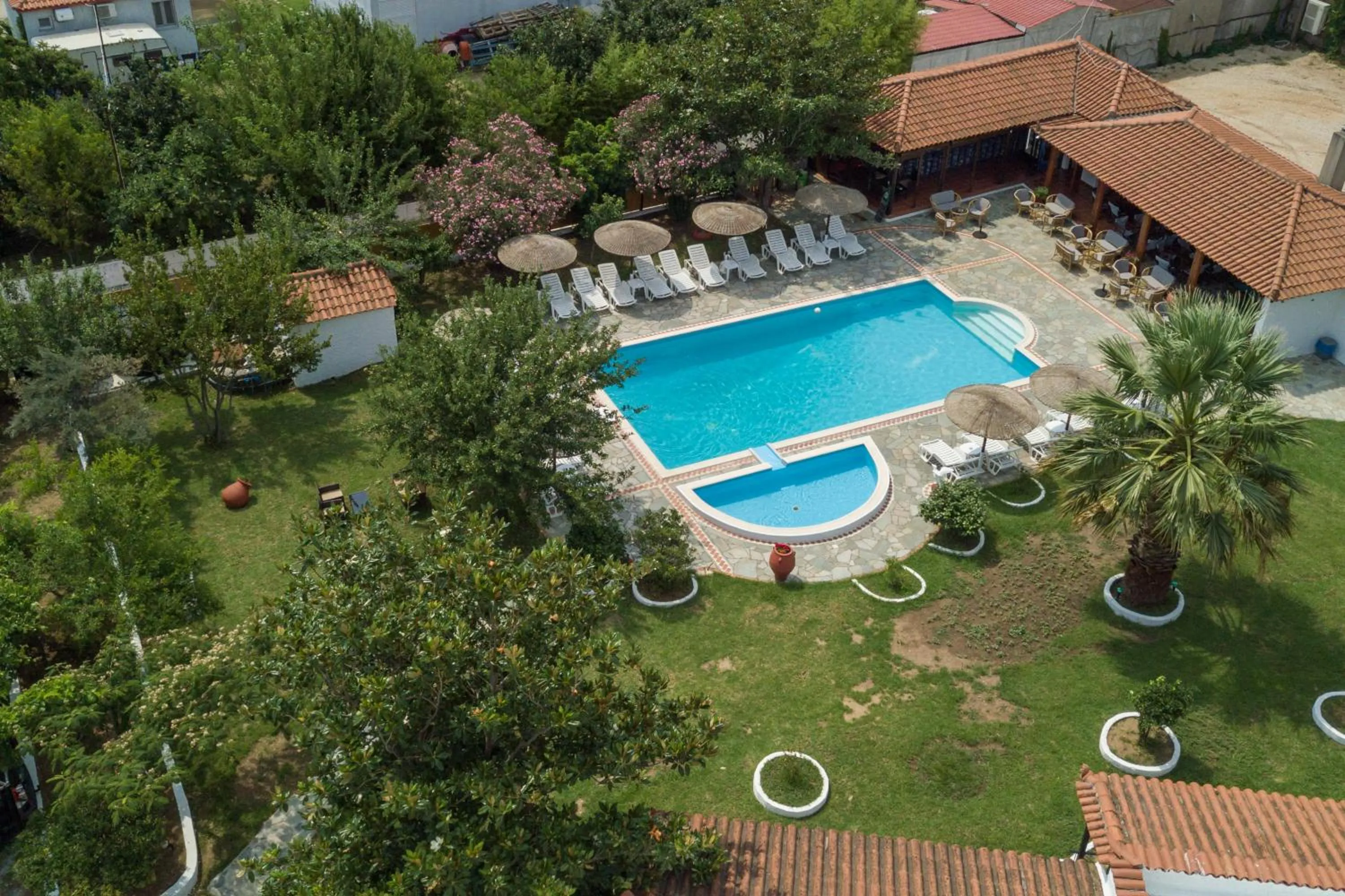 Bird's eye view in STRAWBERRY Skiathos