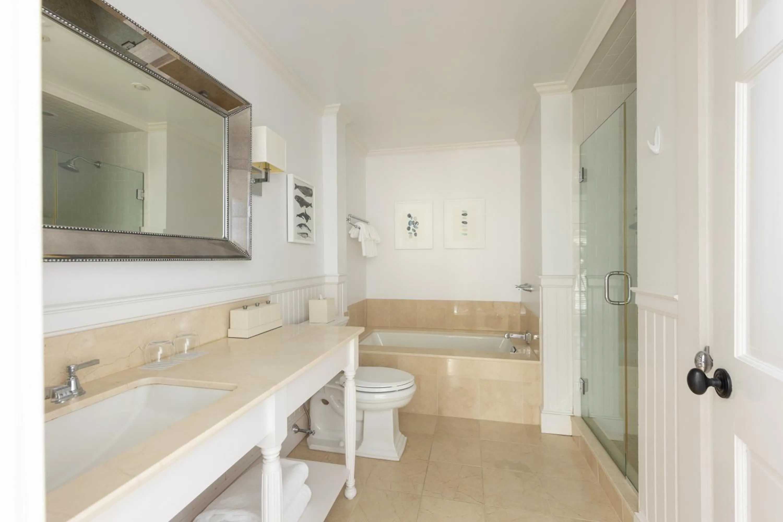 Bathroom in Chatham Bars Inn