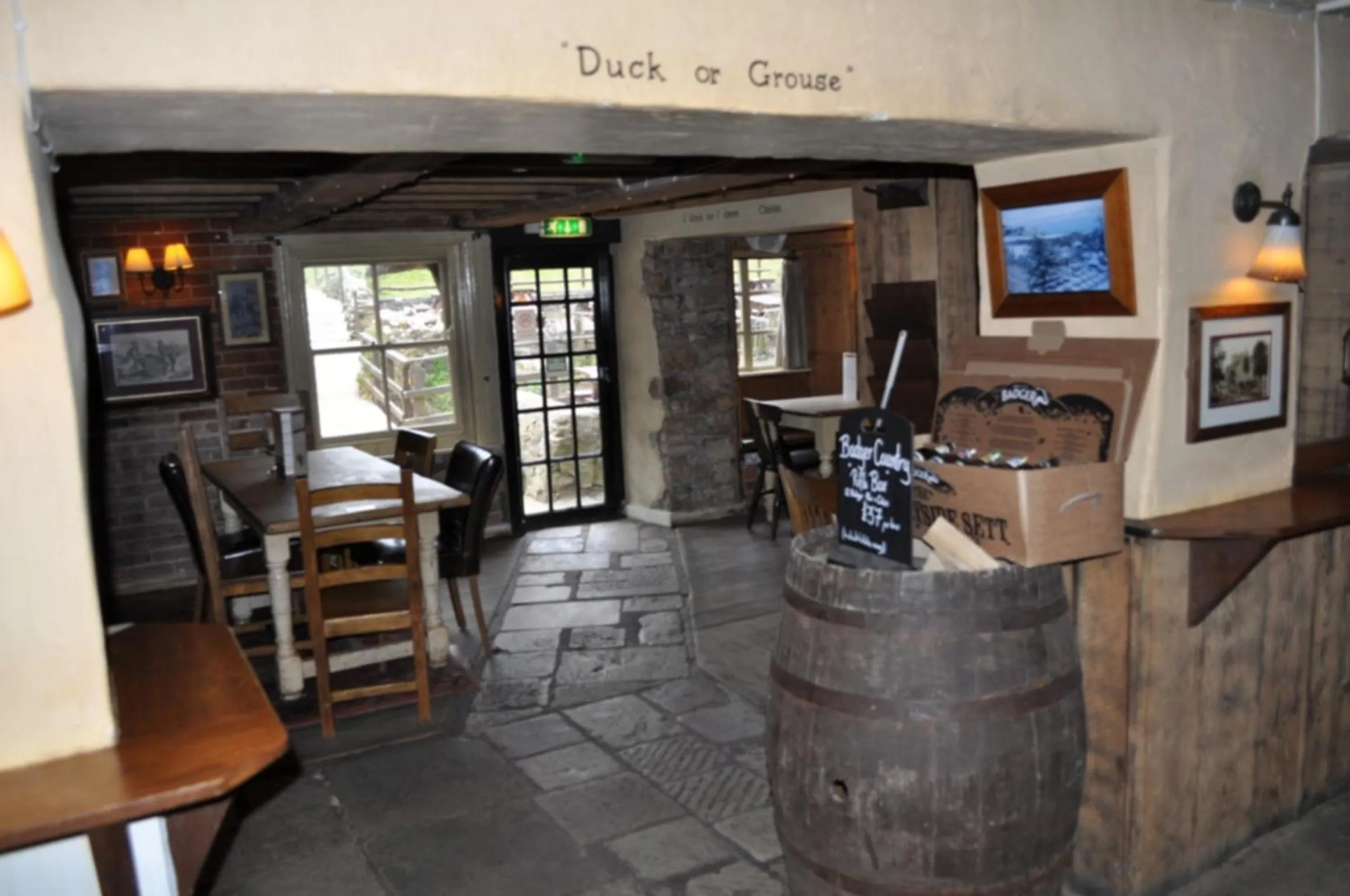 Dining area in The Smugglers Inn