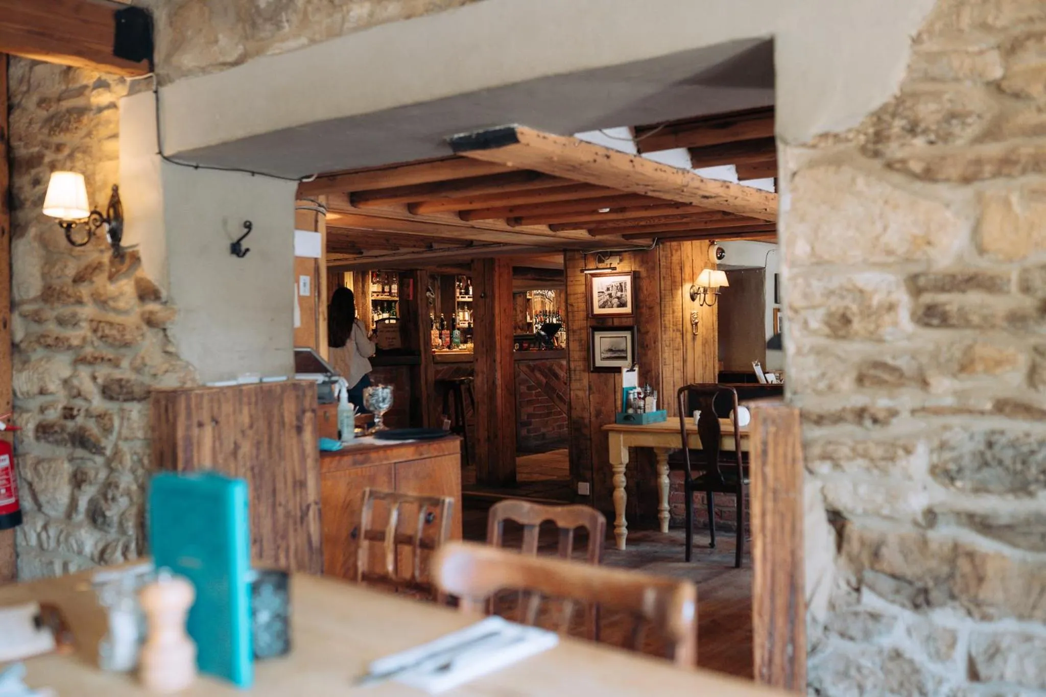 Restaurant/places to eat in The Smugglers Inn