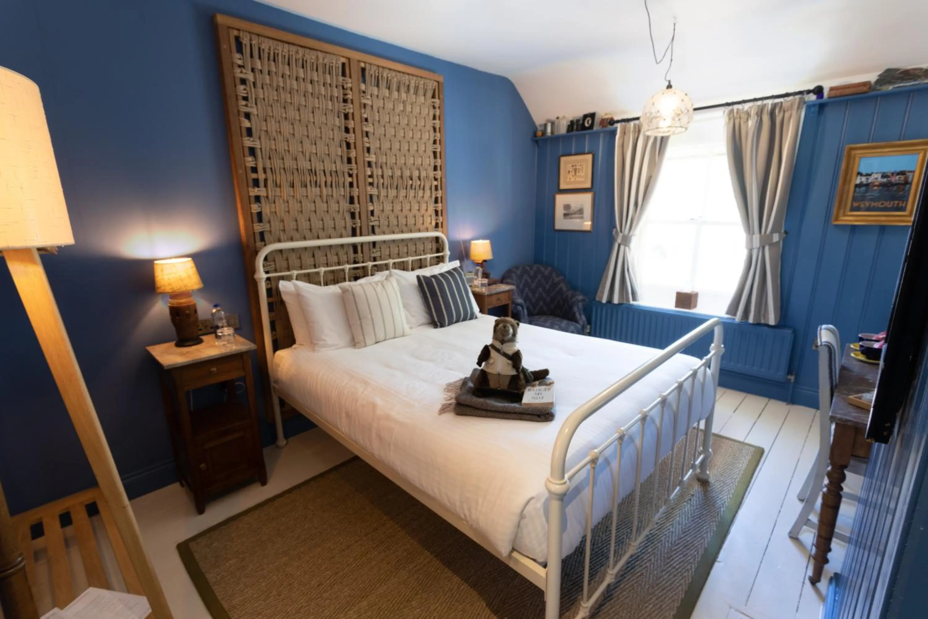 Bedroom, Bed in The Smugglers Inn