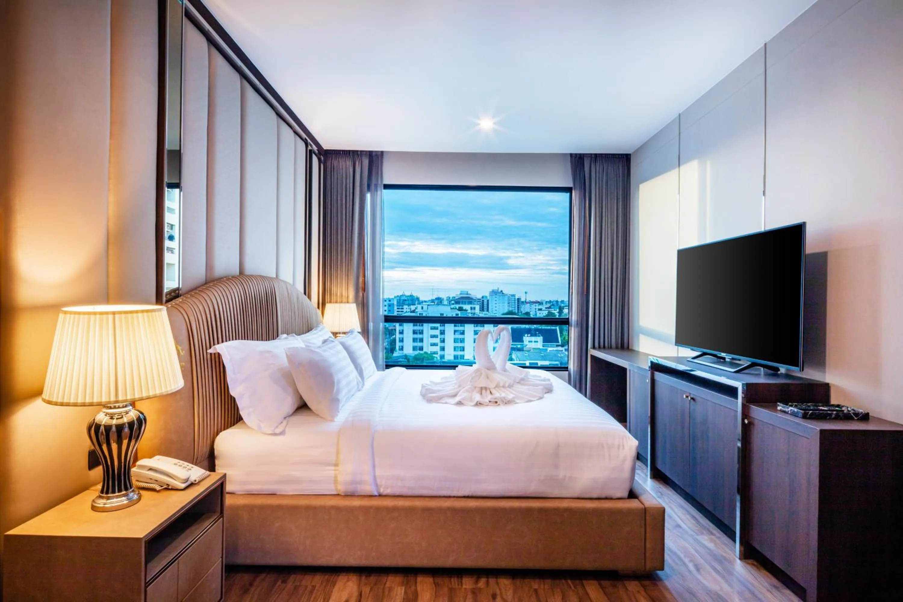 Bed in The Grand Sala Thai