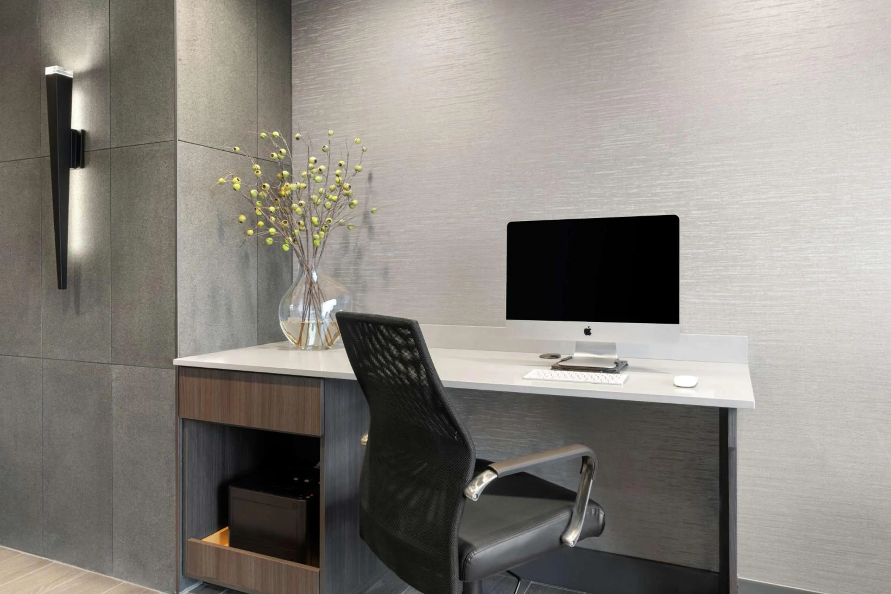 Business facilities in Hampton Inn & Suites Spokane Downtown-South