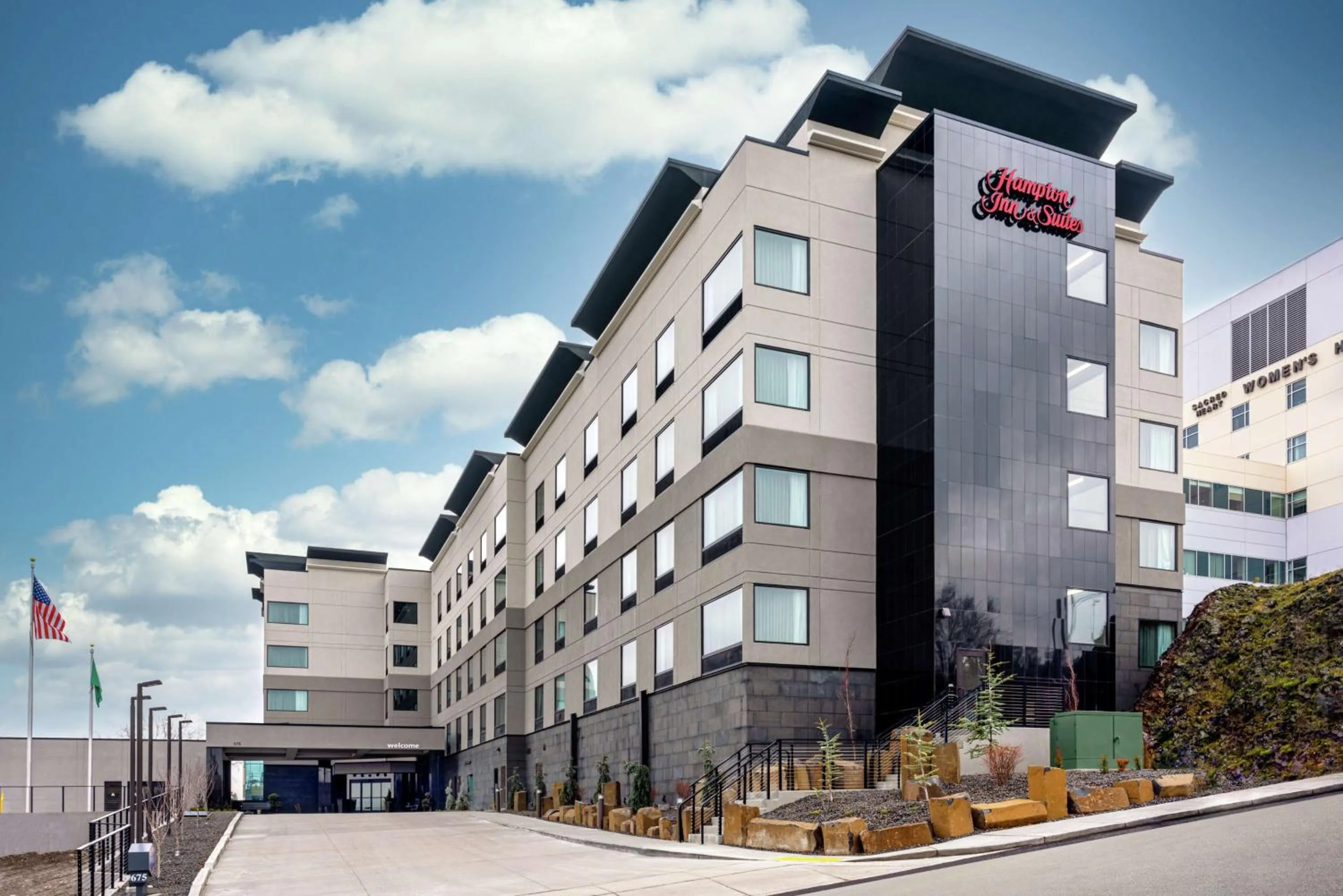 Property building in Hampton Inn & Suites Spokane Downtown-South
