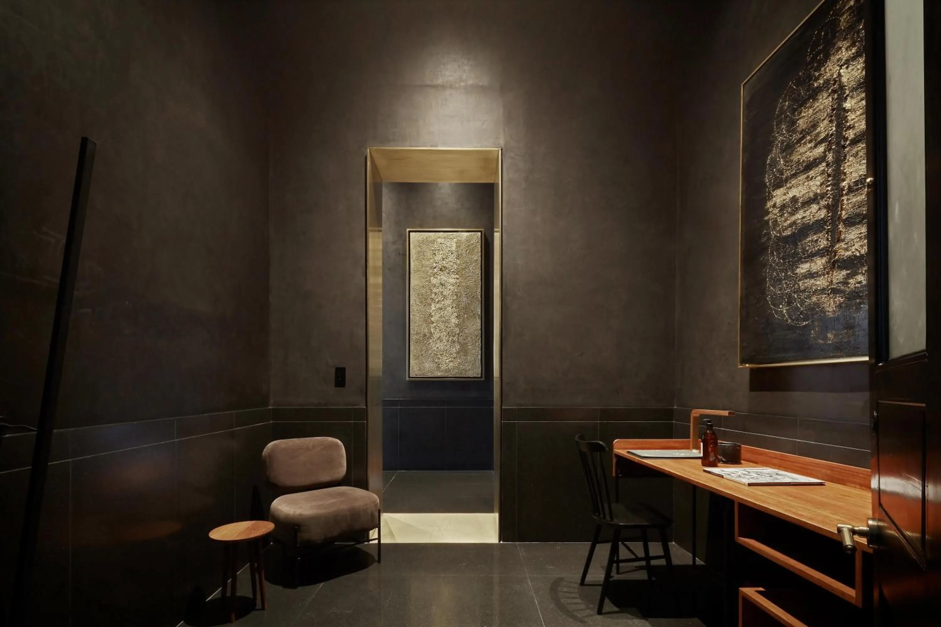 Photo of the whole room in Umbral, Curio Collection By Hilton