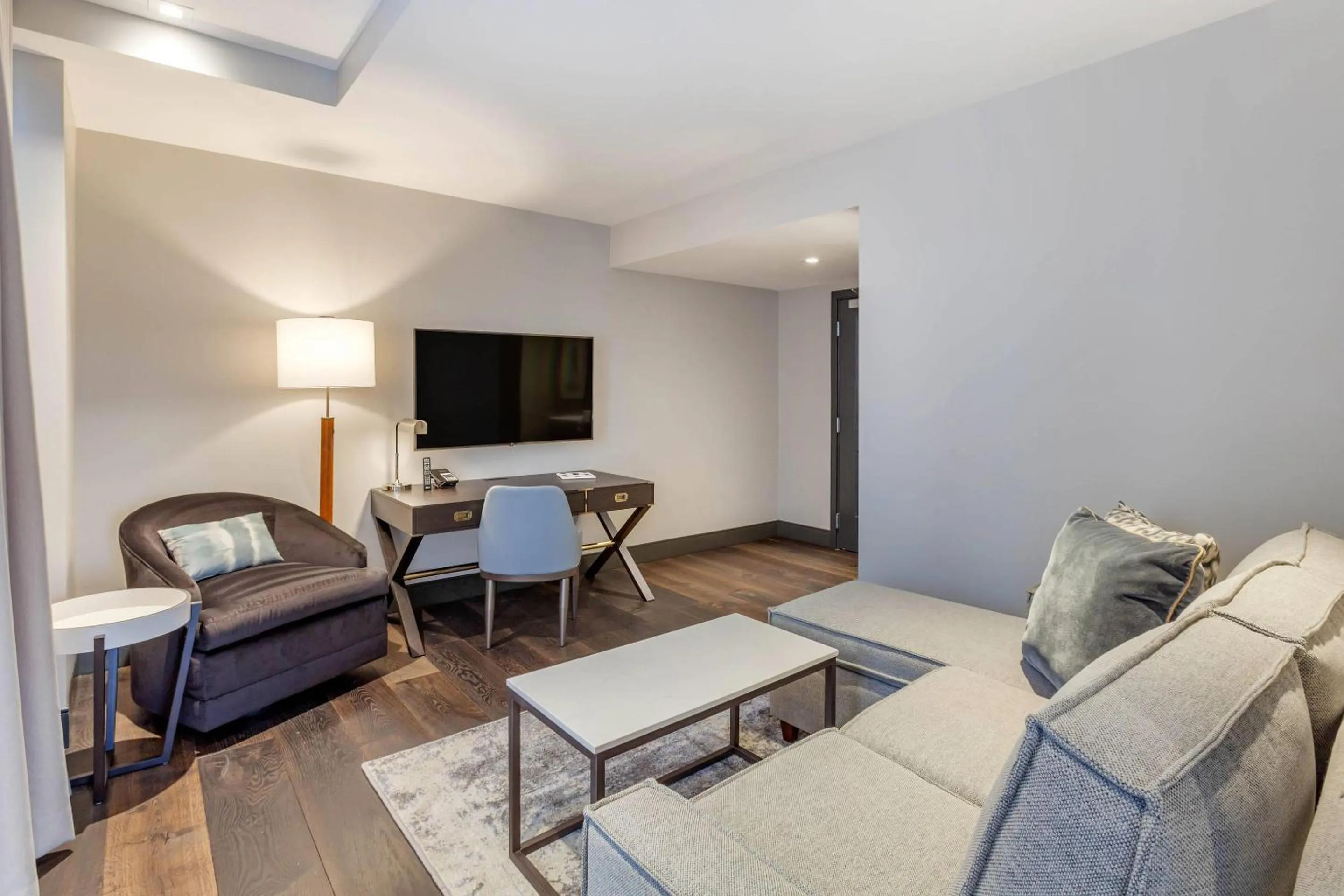 Bedroom in Cambria Hotel Houston Downtown Convention Center