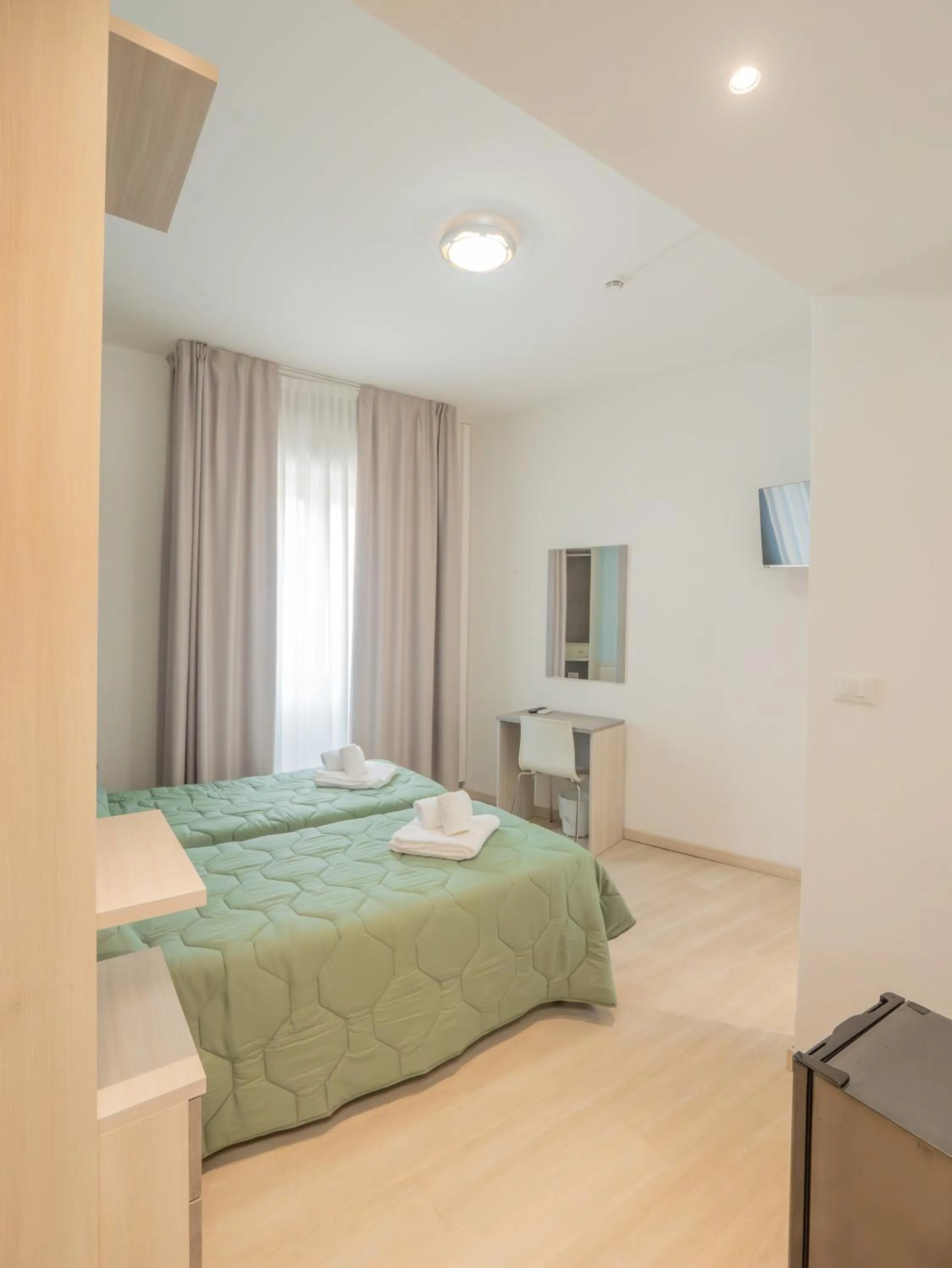 Facility for disabled guests, Bed in Hotel La Bussola