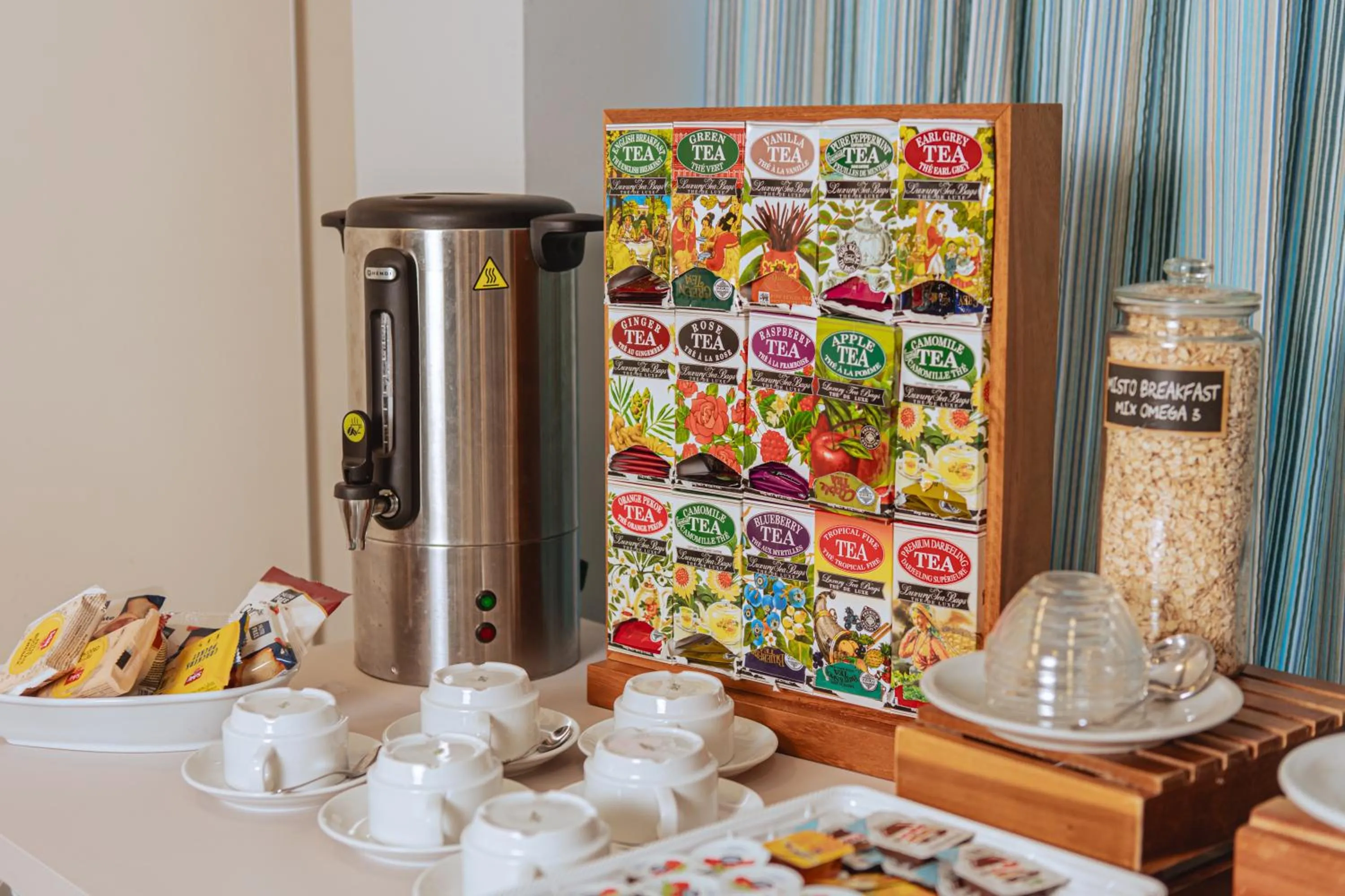 Buffet breakfast in Hotel Amico