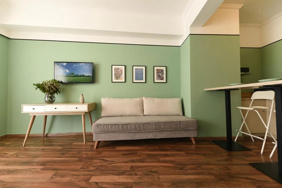 TV and multimedia in ATHENS STORIES