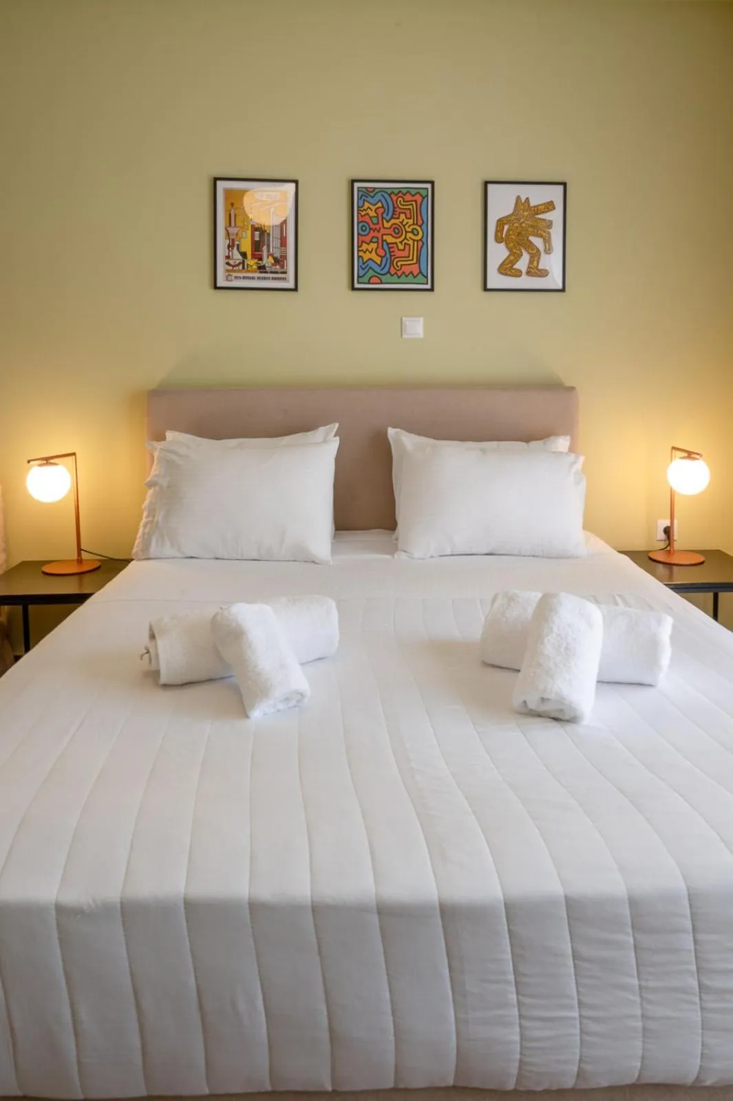 Bed in ATHENS STORIES