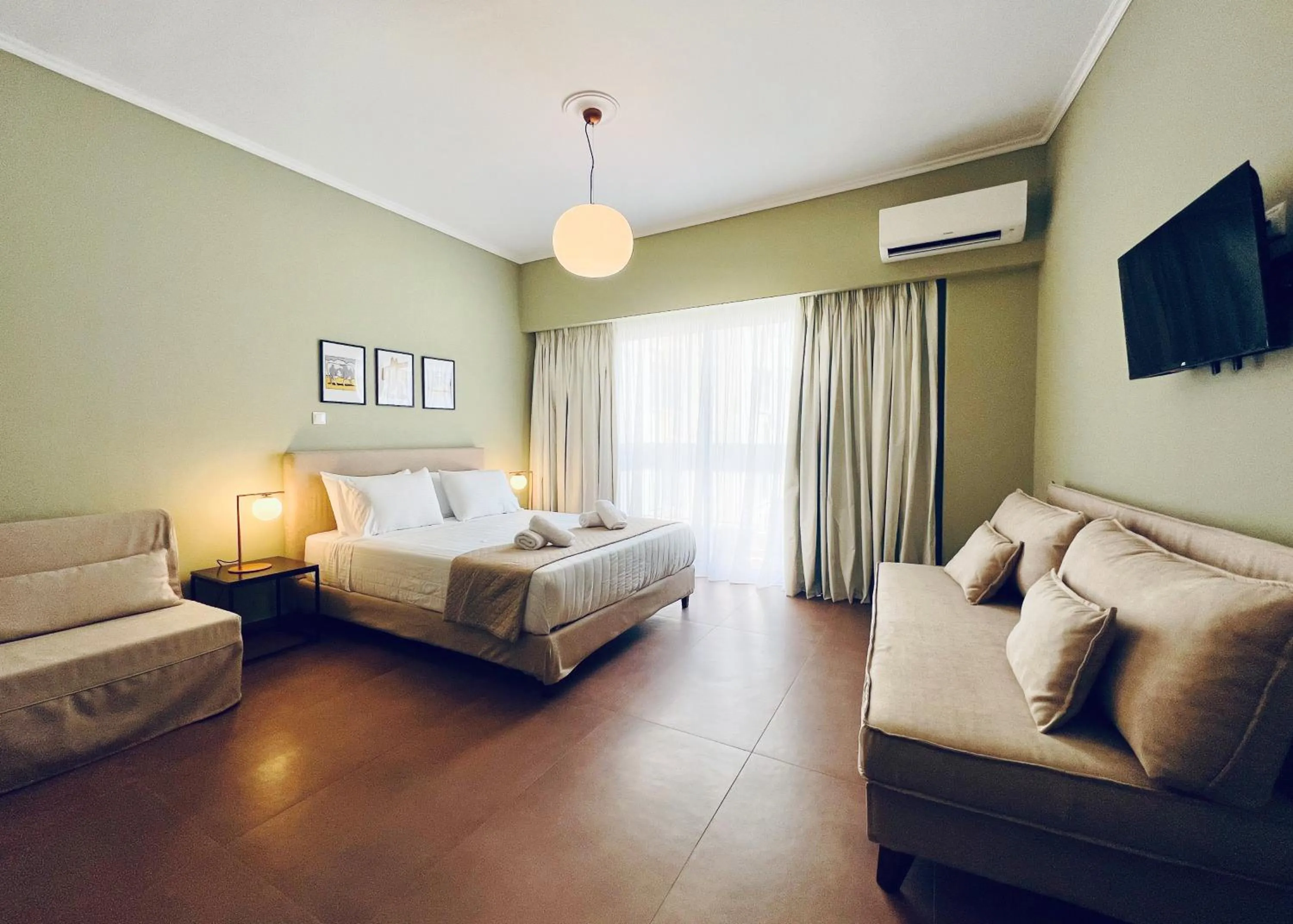 Bed in ATHENS STORIES