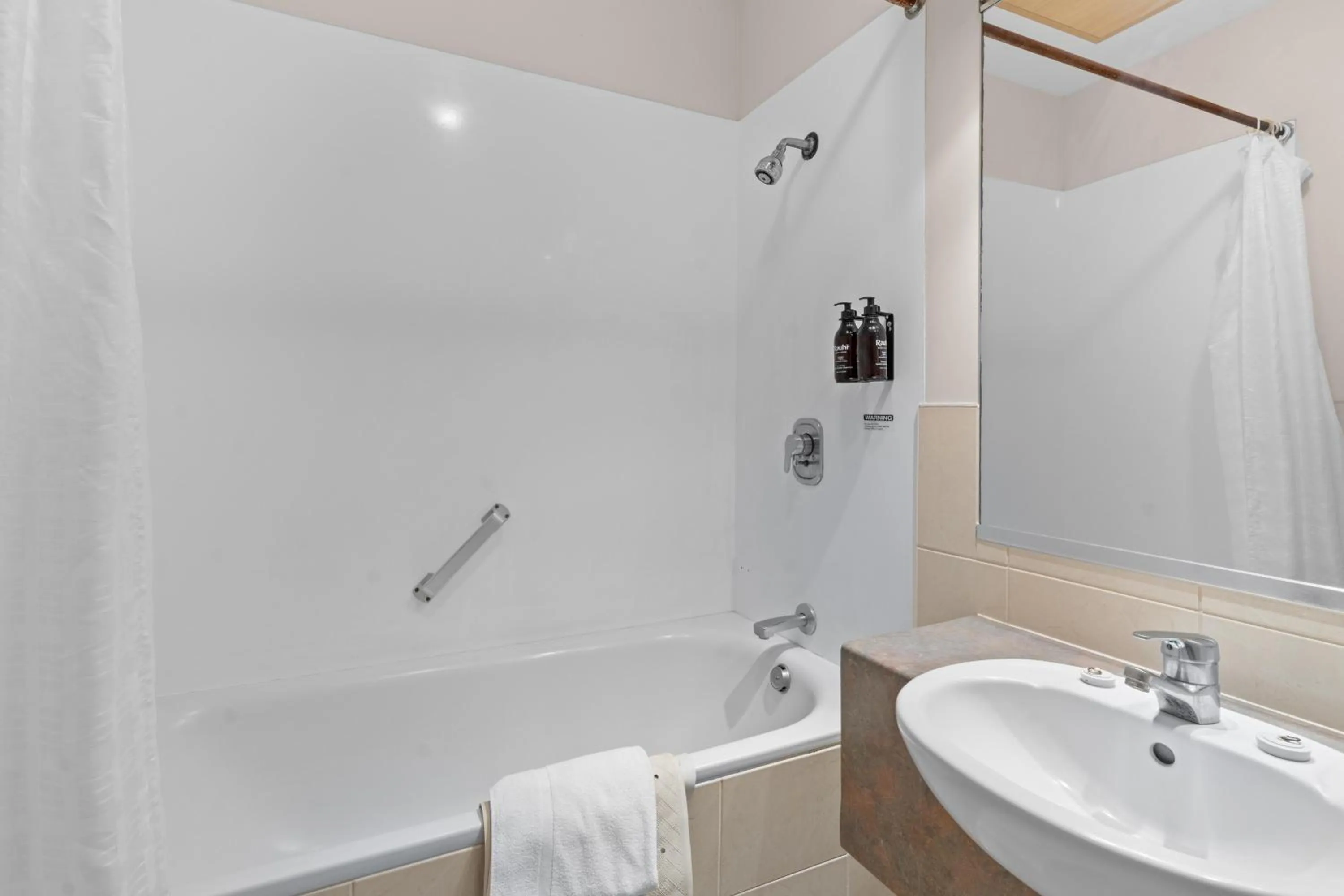 Bathroom in Copthorne Hotel Rotorua