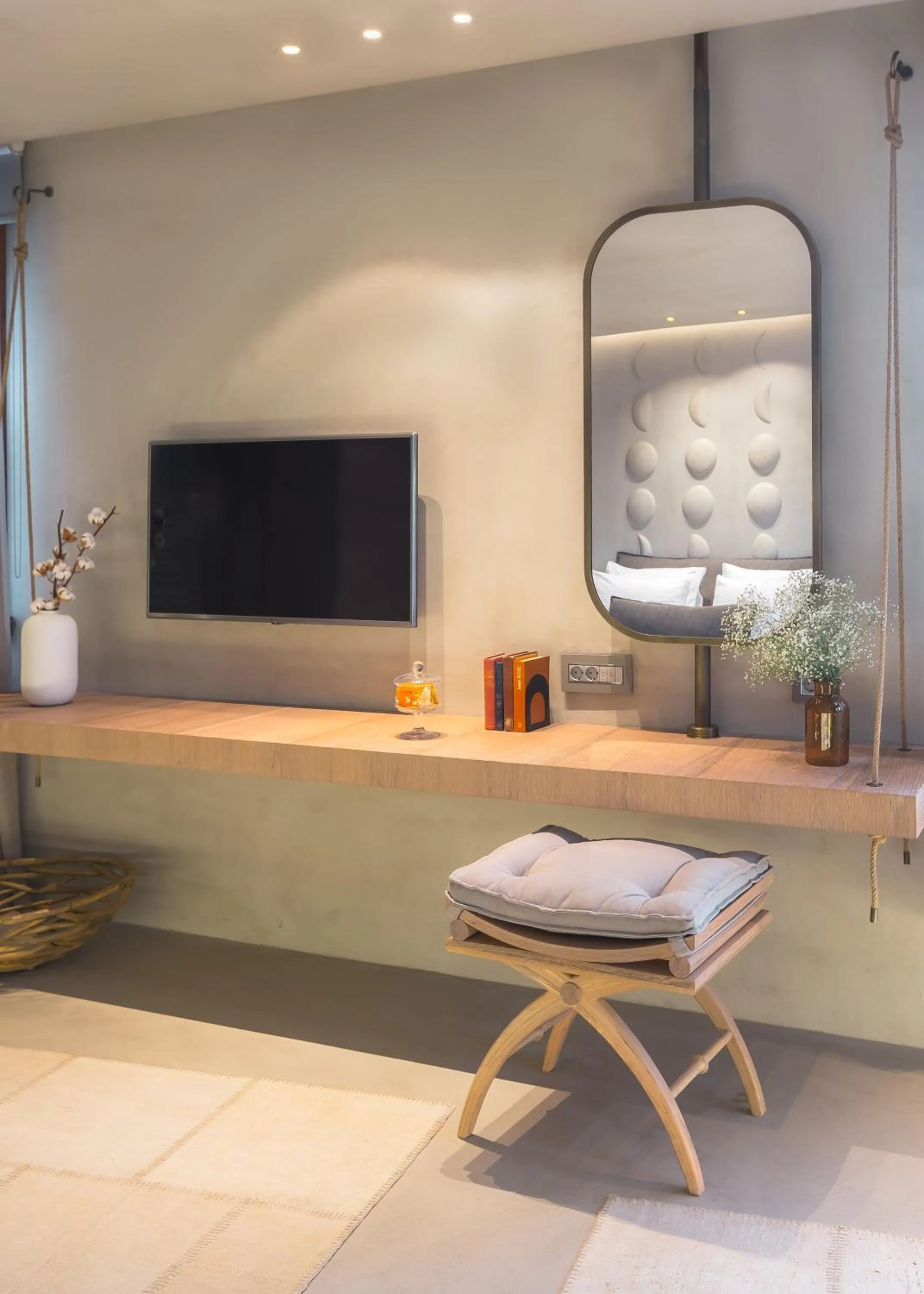 Area and facilities in OMM INN