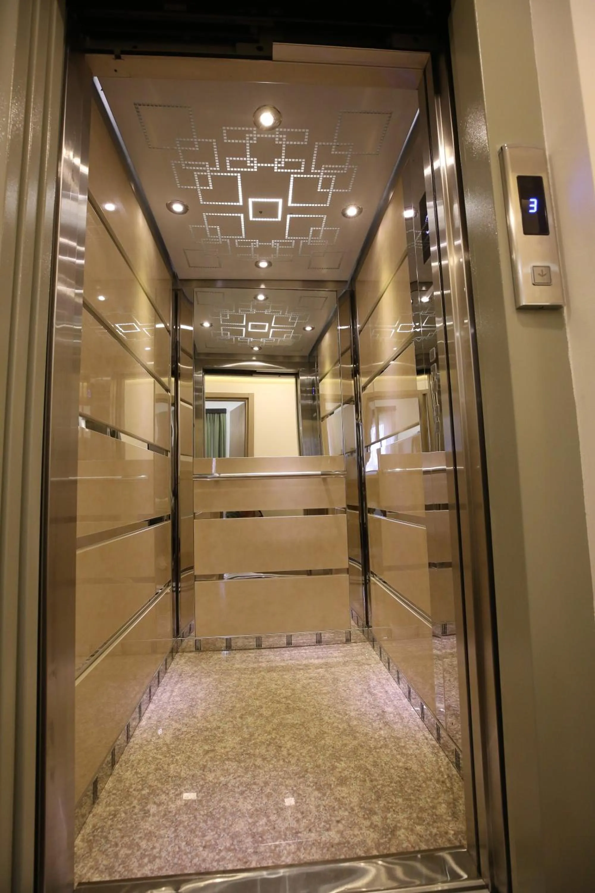 Facade/entrance in Armenian Inn