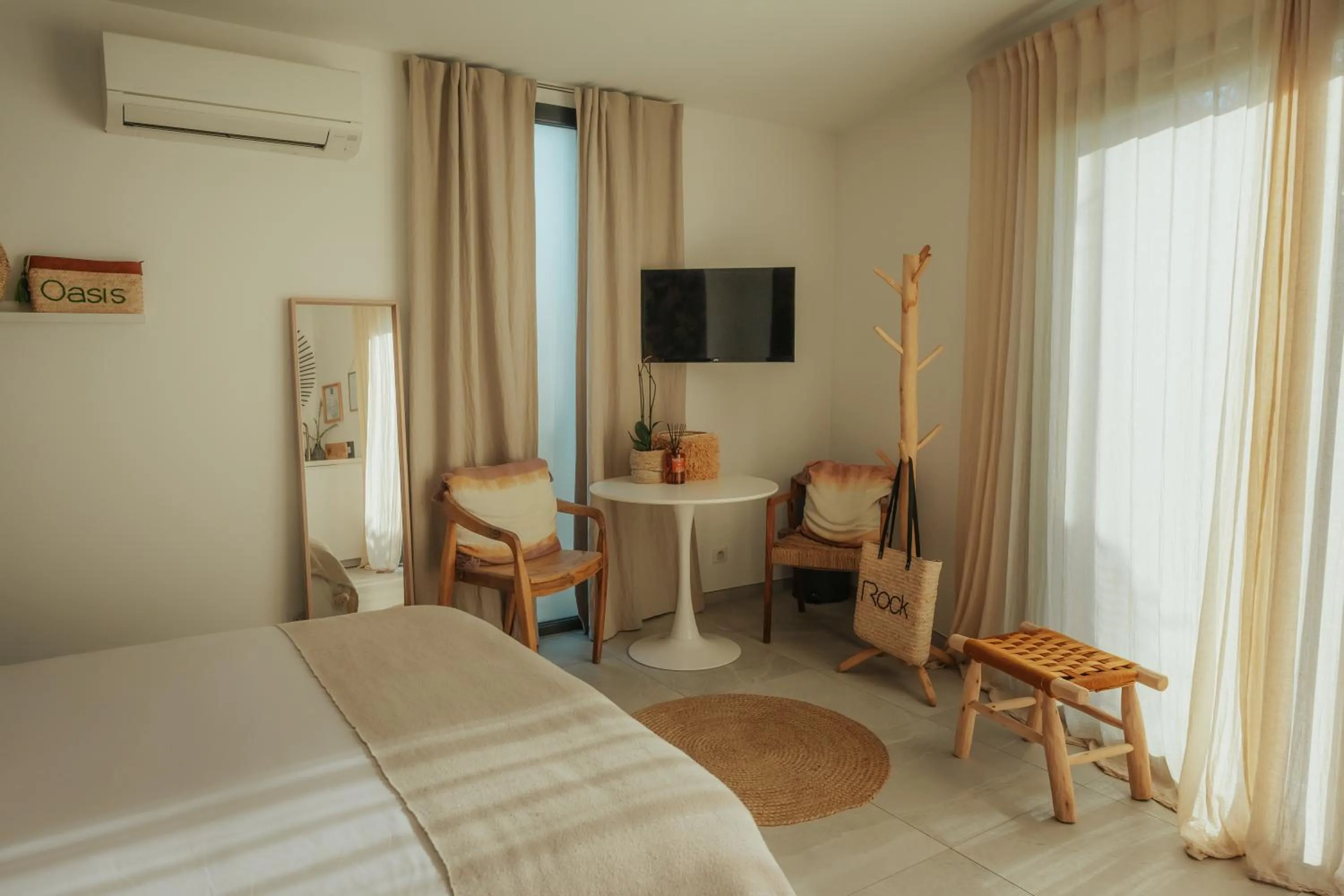 Living room, Bed in L'Oasis Vendargues