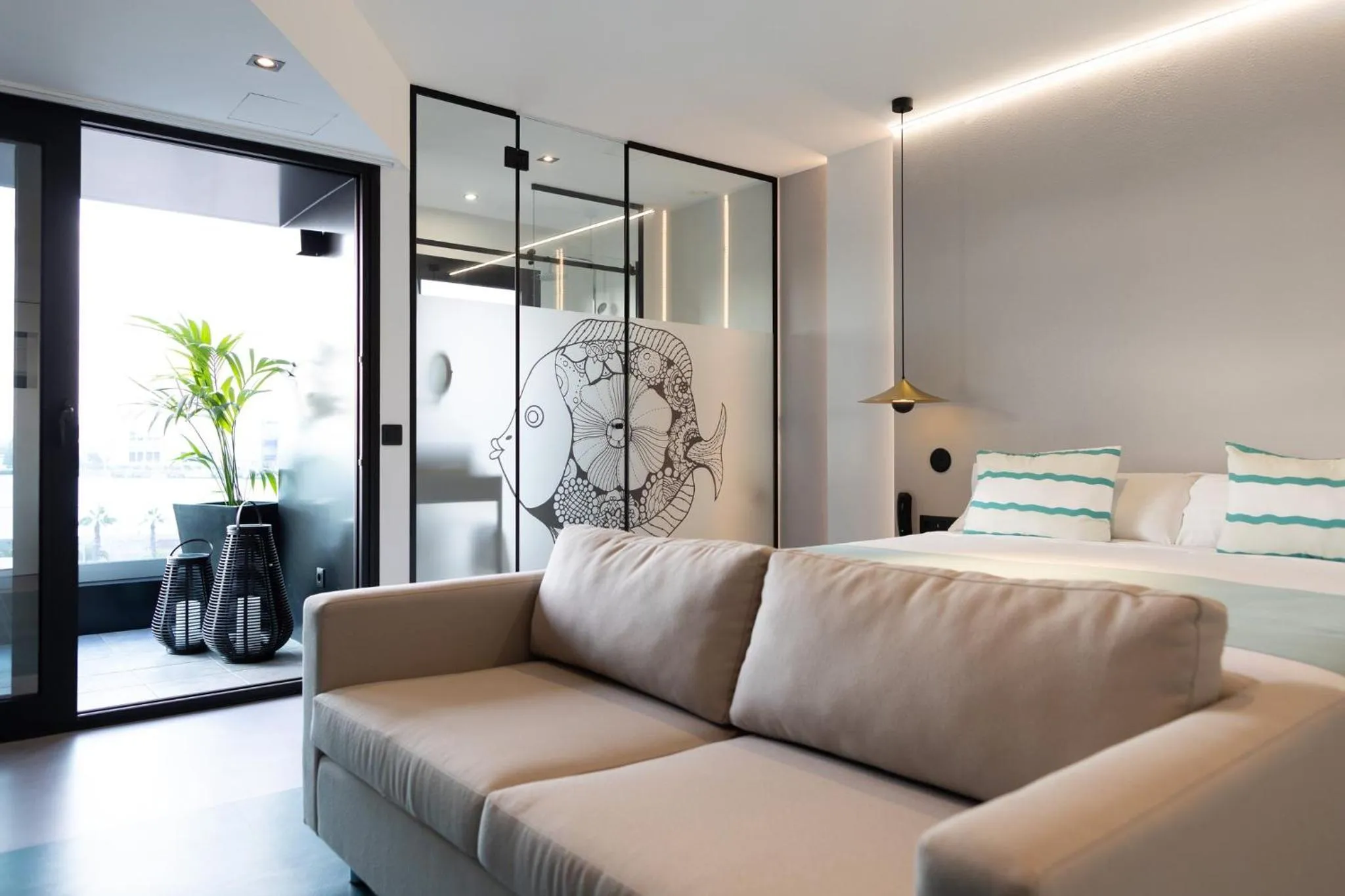 Photo of the whole room in Hotel Puerto de la Luz