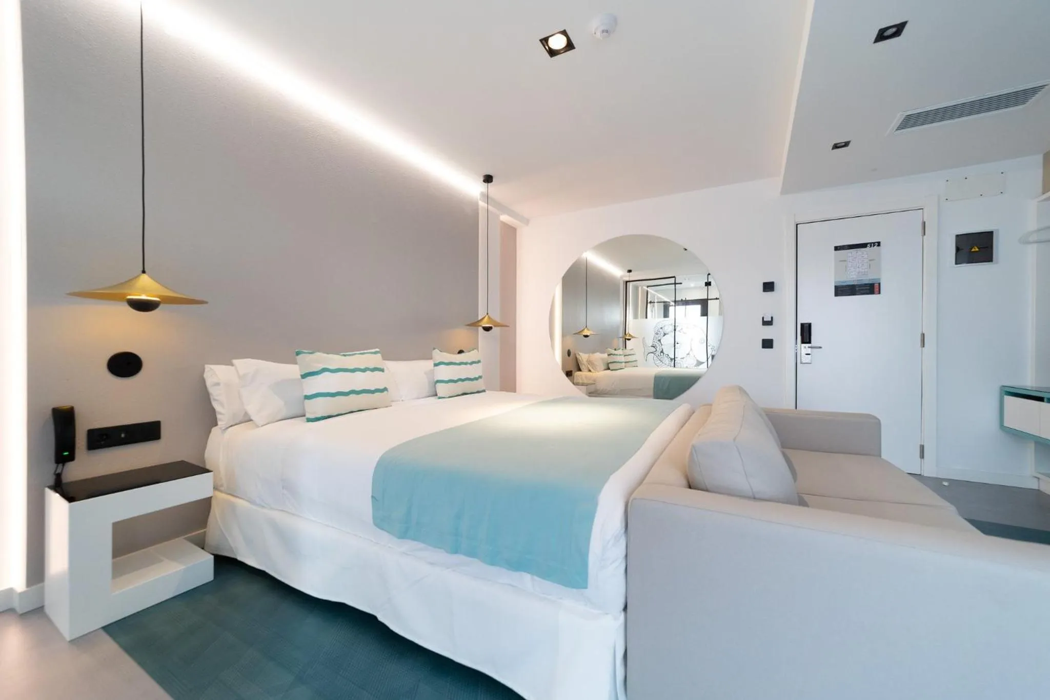 Photo of the whole room in Hotel Puerto de la Luz