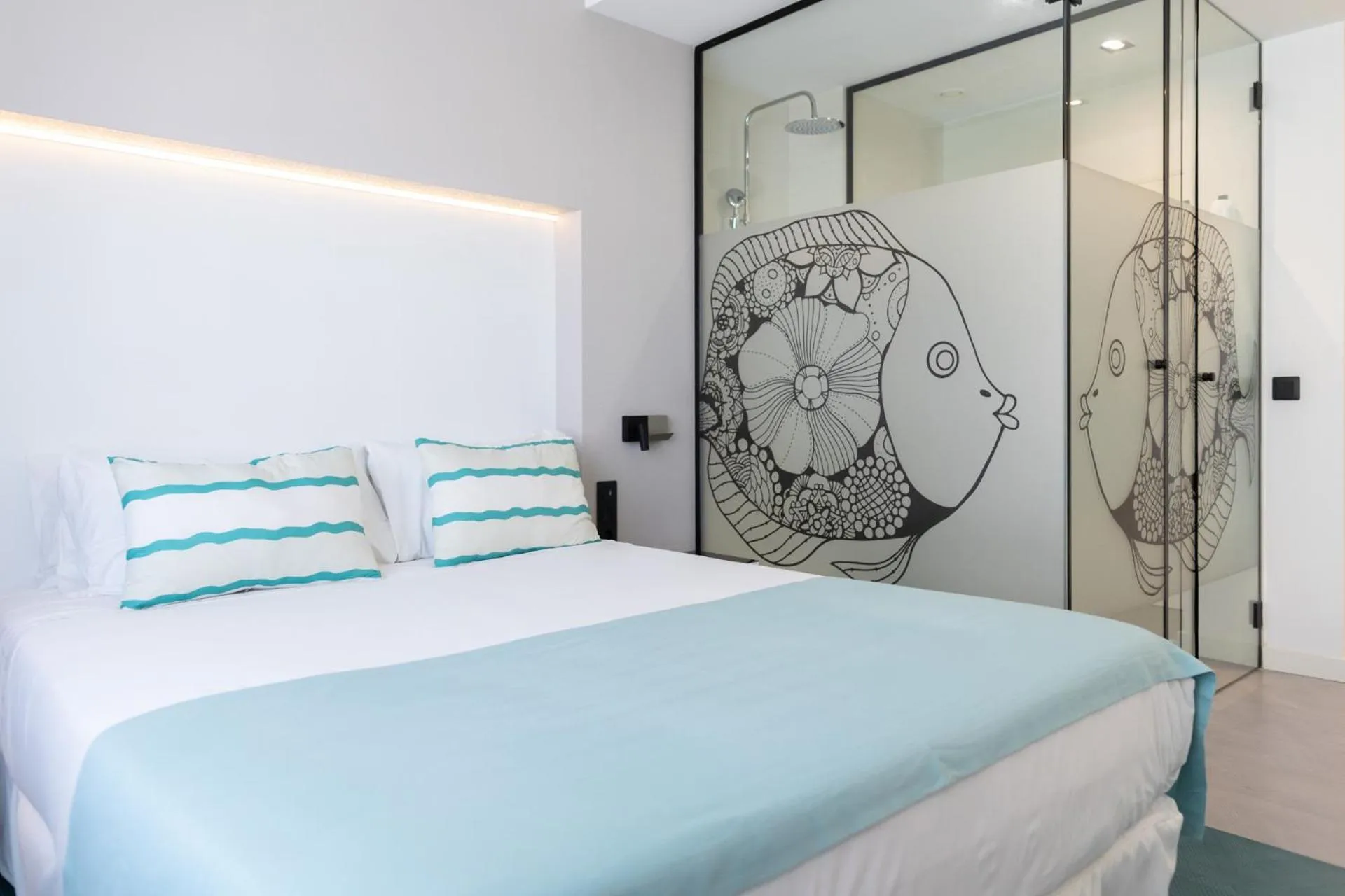 Photo of the whole room in Hotel Puerto de la Luz