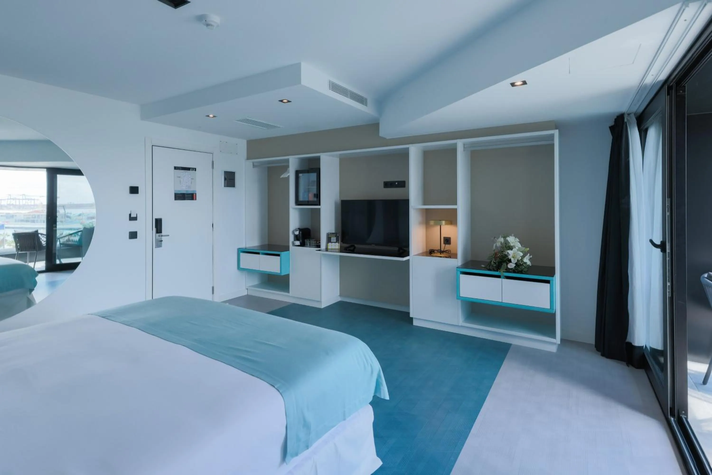 Photo of the whole room in Hotel Puerto de la Luz