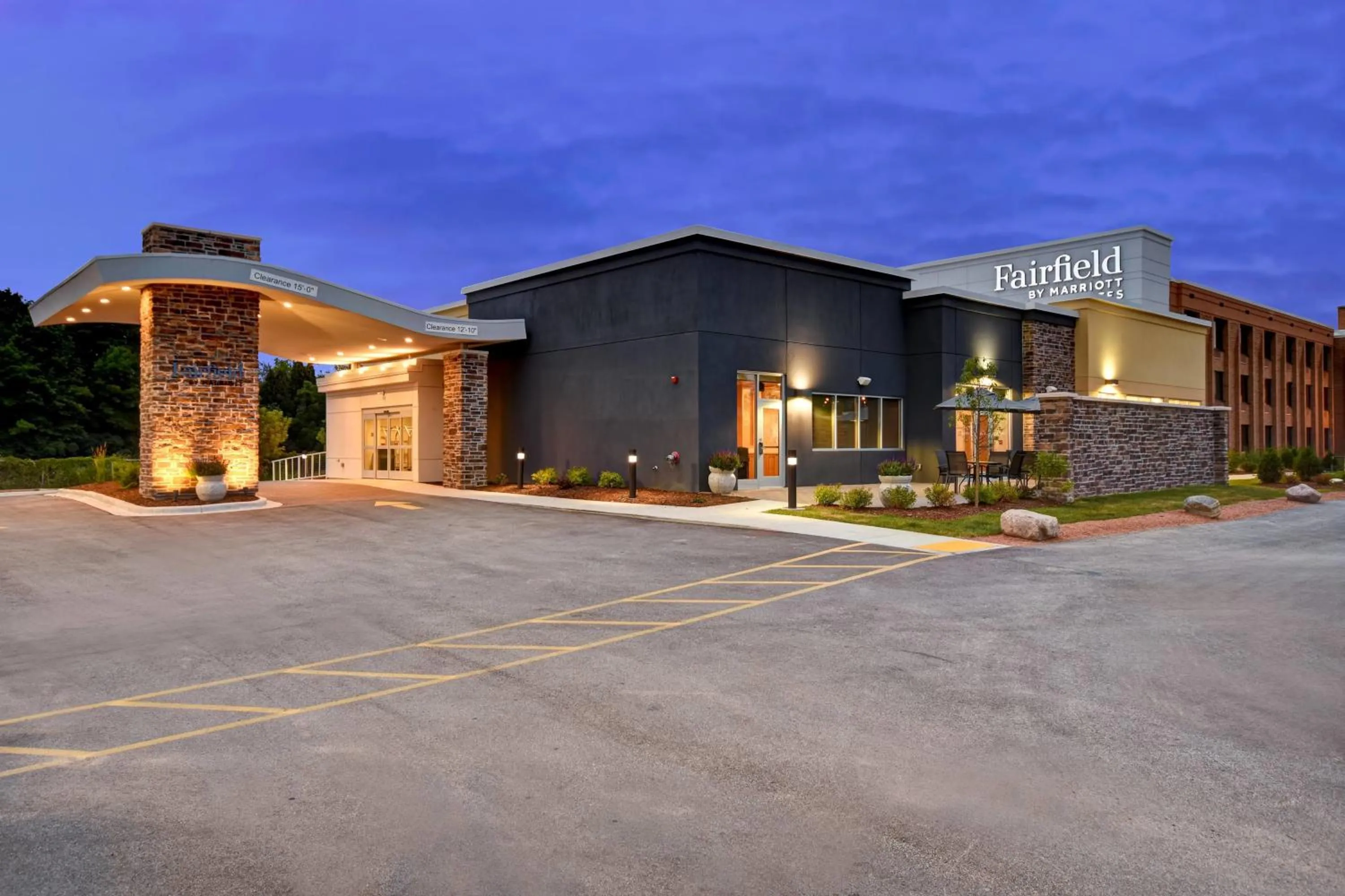 Property building in Fairfield Inn & Suites by Marriott Milwaukee North