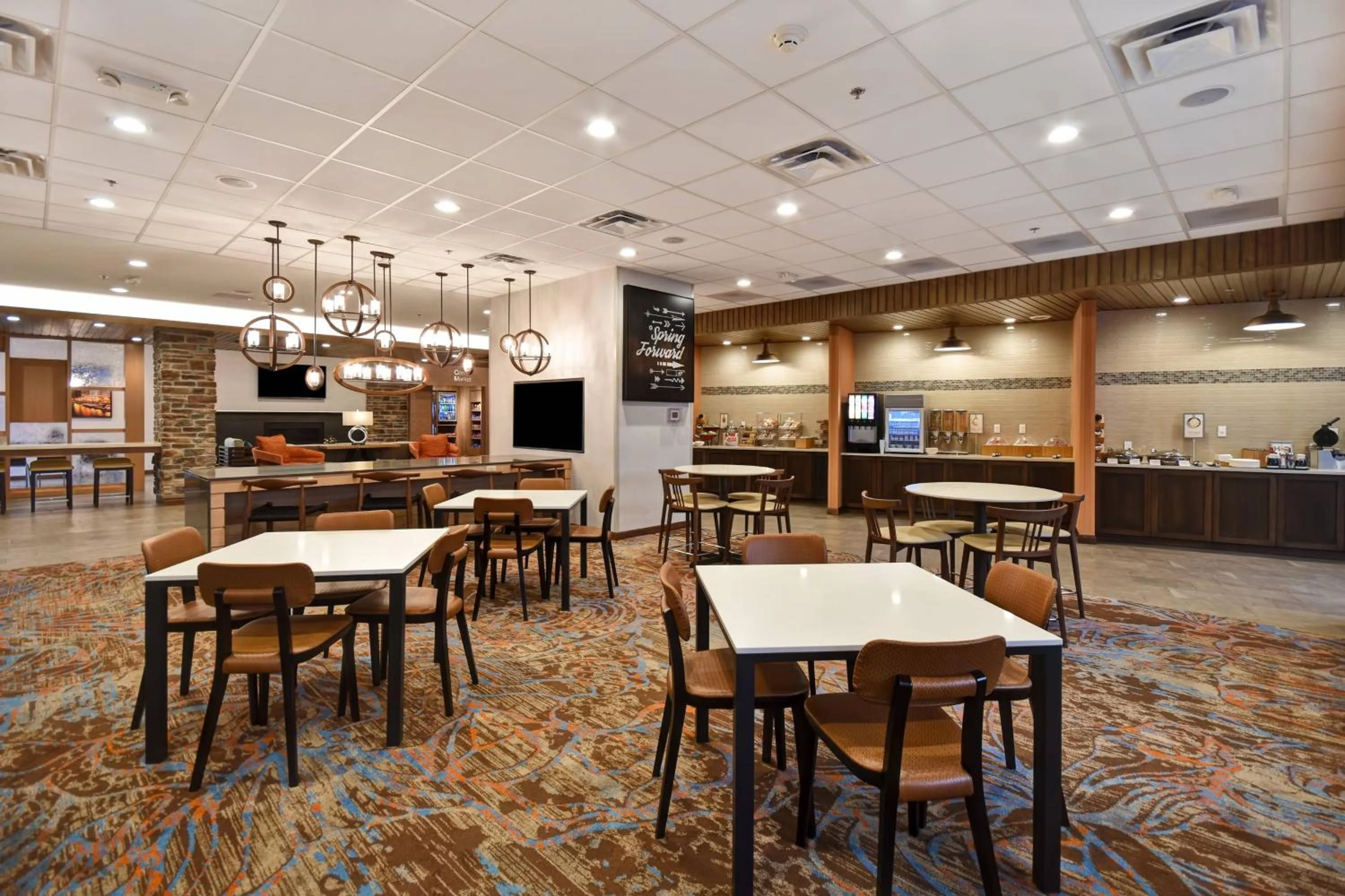 Breakfast in Fairfield Inn & Suites by Marriott Milwaukee North