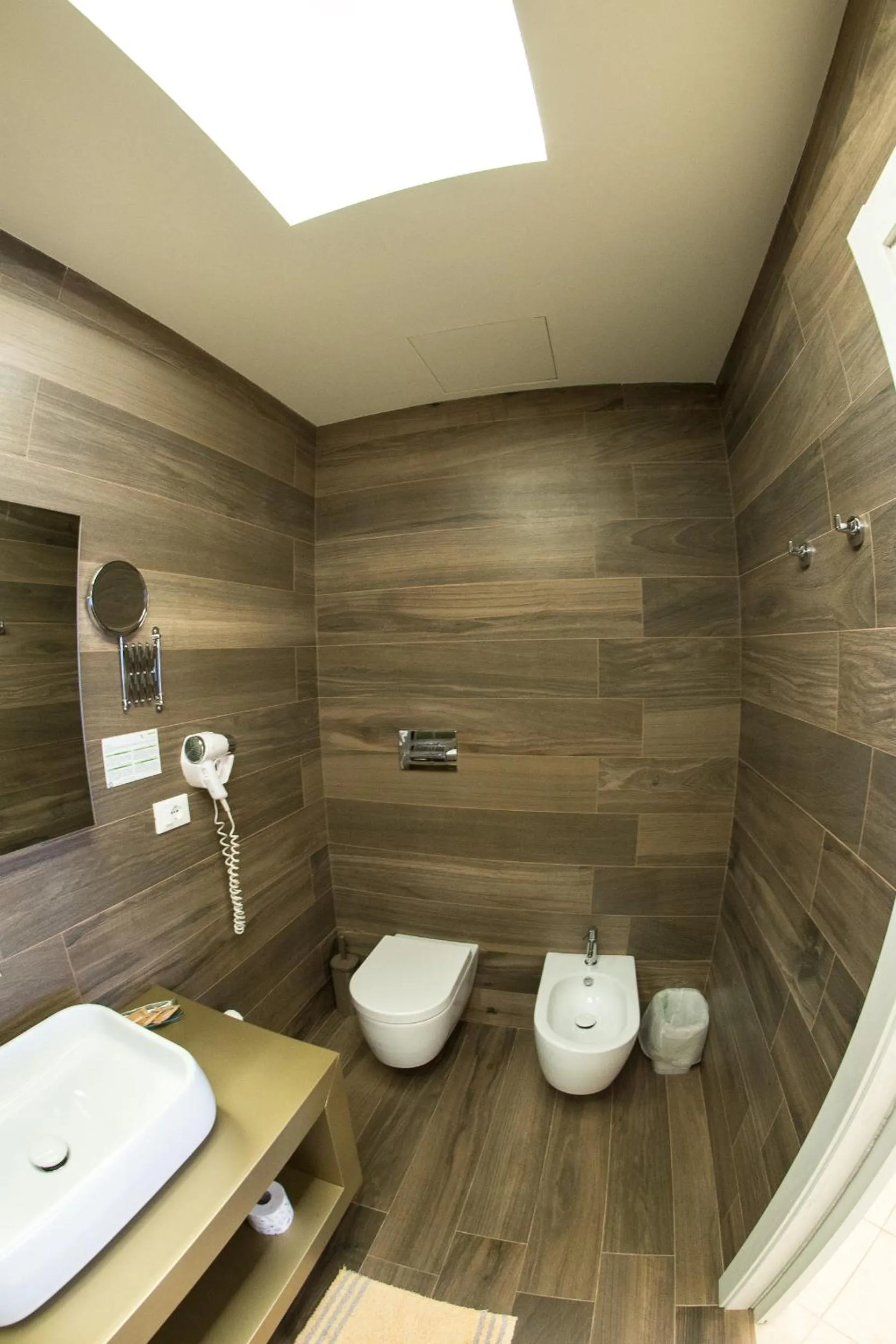 Bathroom in Hotel Victoria