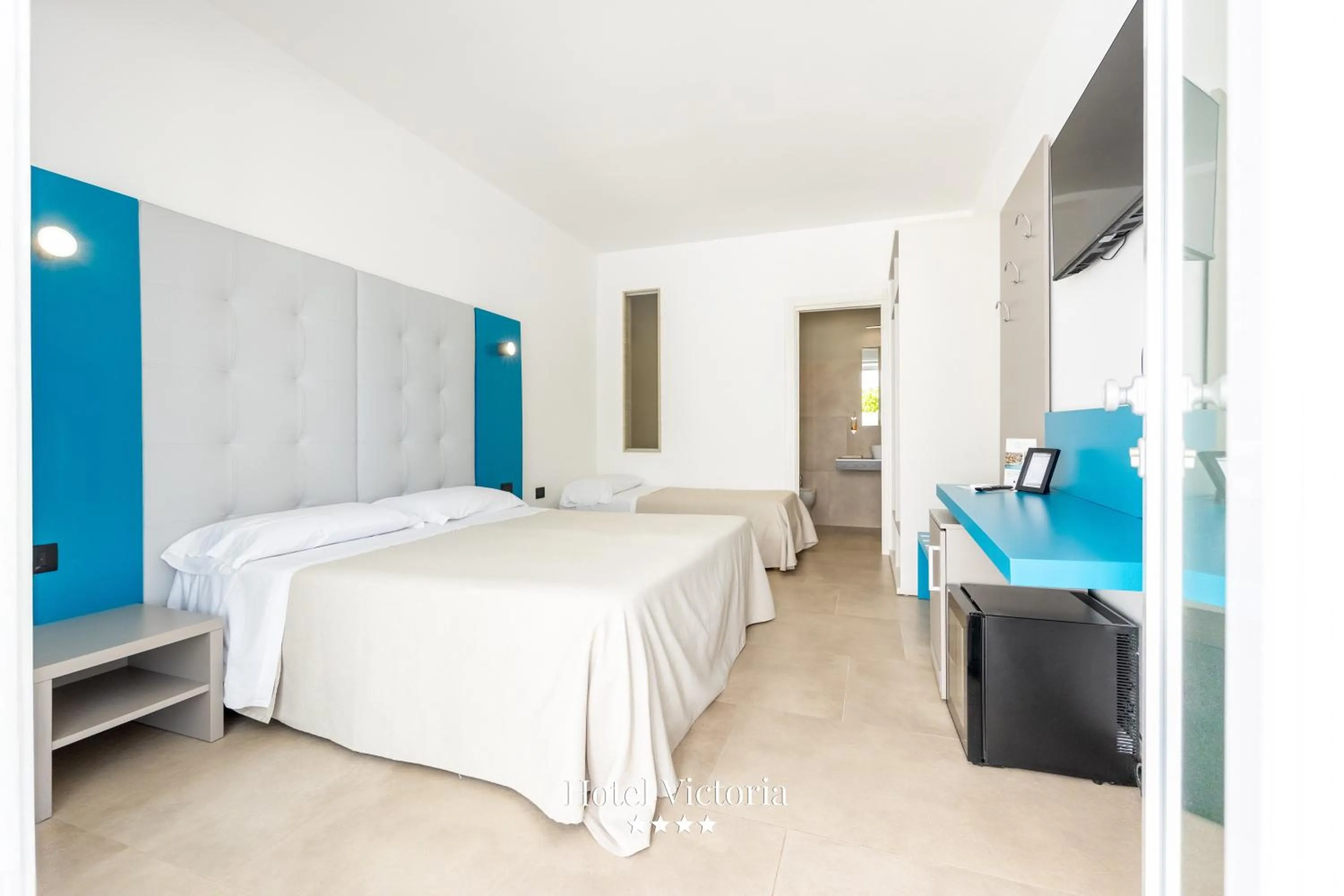 Bed in Hotel Victoria