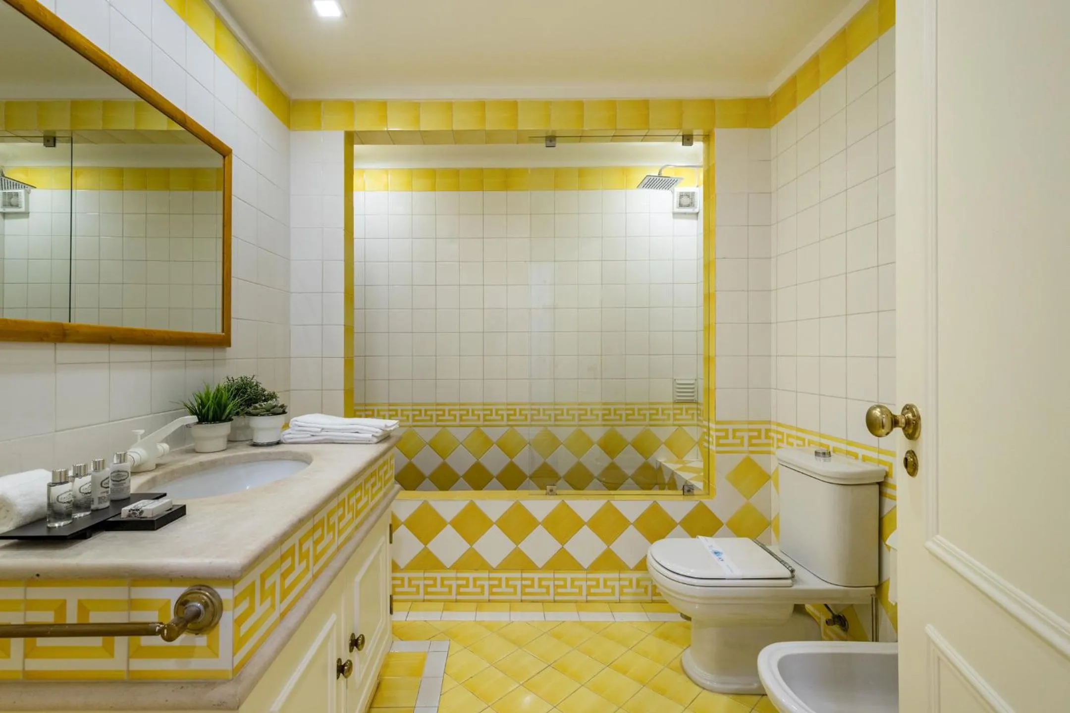 Estoril Luxury Suites & Spa - Cascais